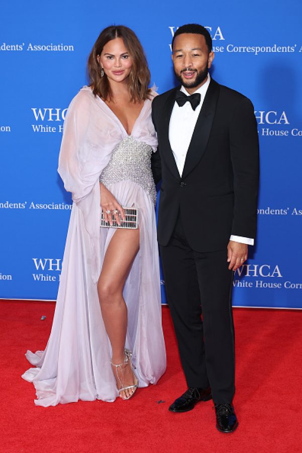 See The Stars At The White House Correspondents' Association Dinner