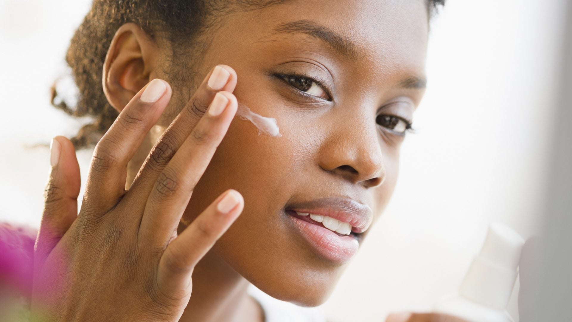 Best Sunscreen For Darker Skin Tones