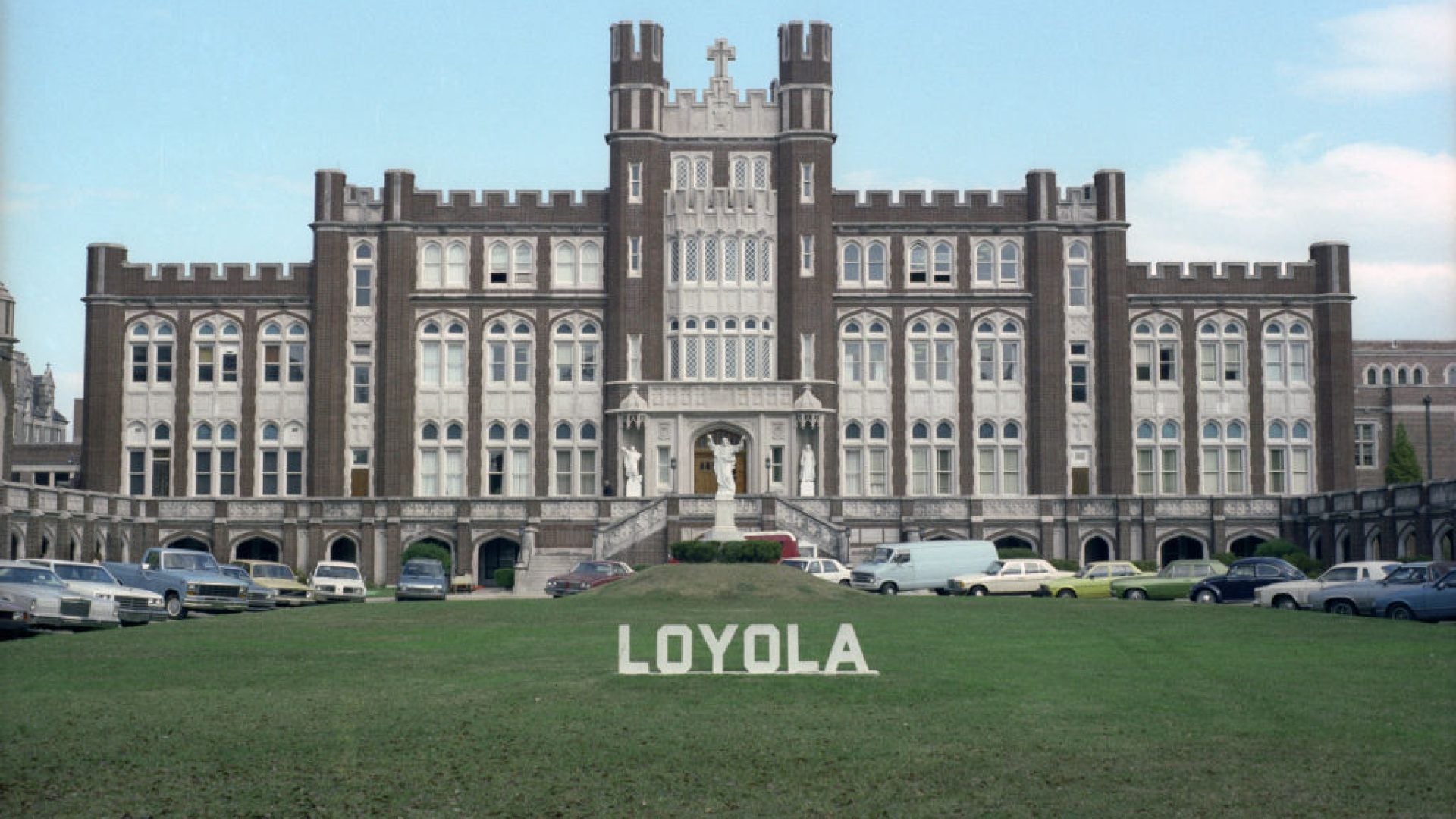 Loyola University Students Protest, Call For The School's Only Black English Professor To Be Reinstated