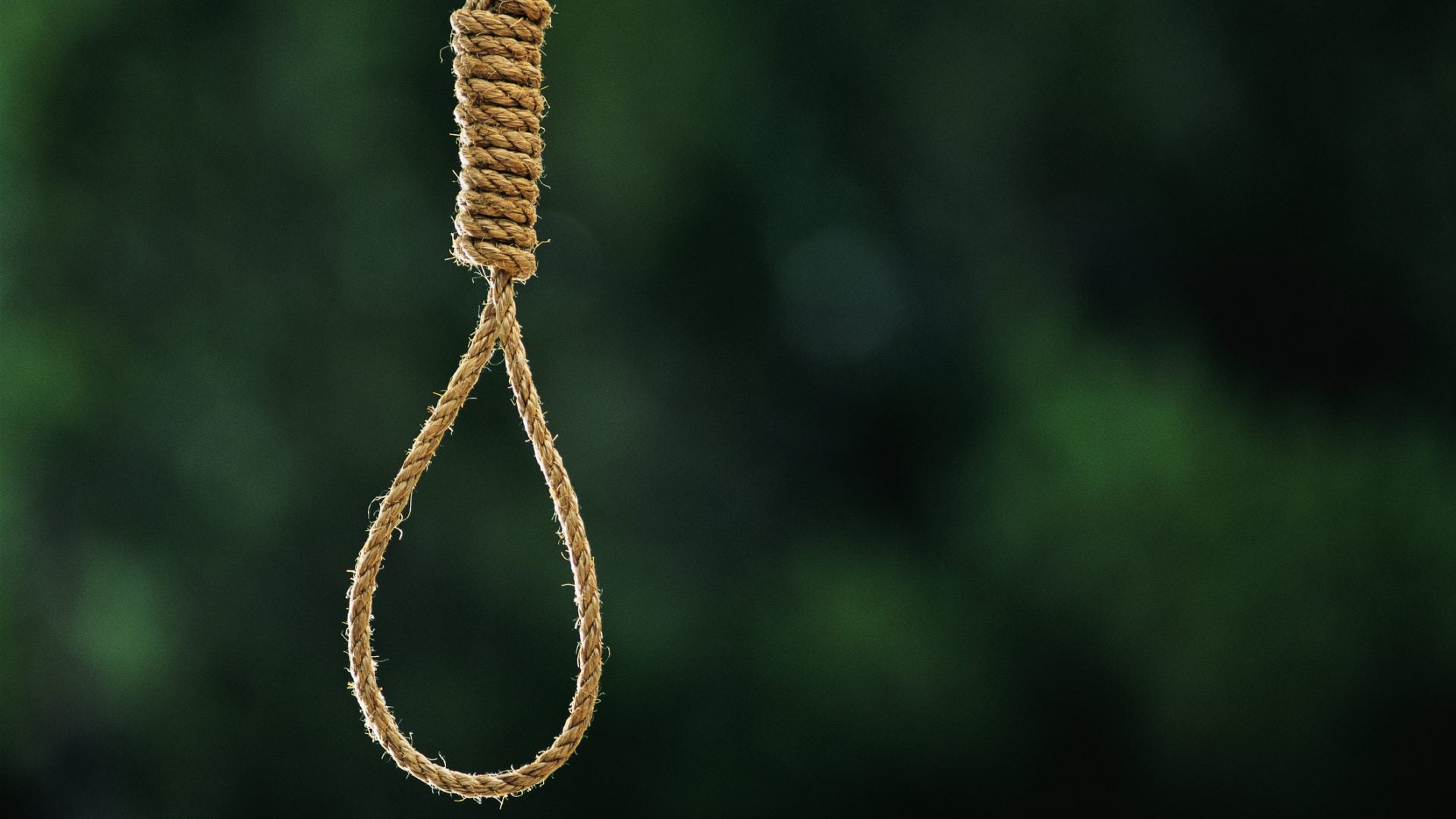 Three Black Former Employees Suing After White Executive Brought Noose Into Meeting