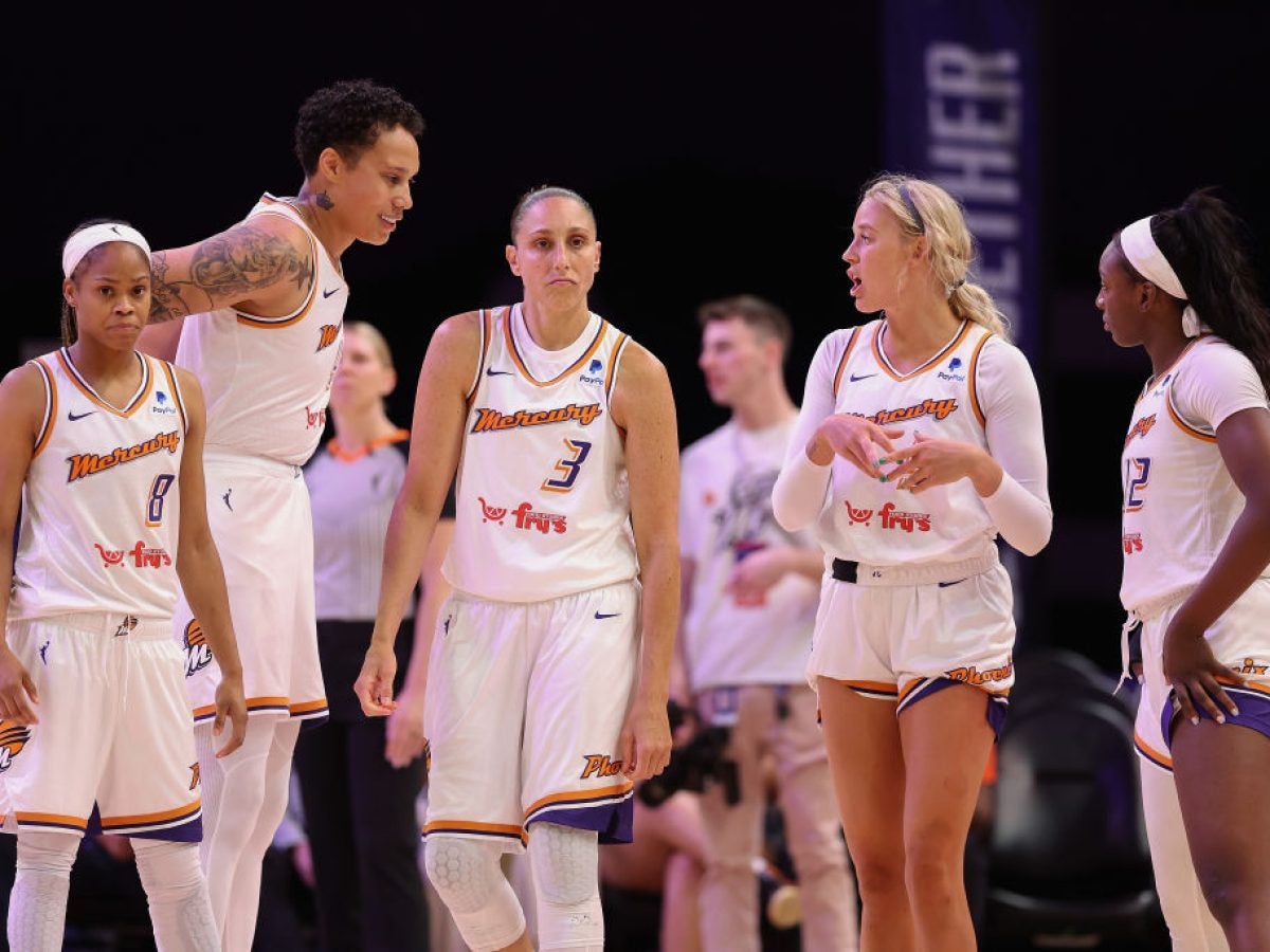 Brittney Griner Confronted At Dallas Airport With "Wild Remarks" While Traveling With Her Teammates