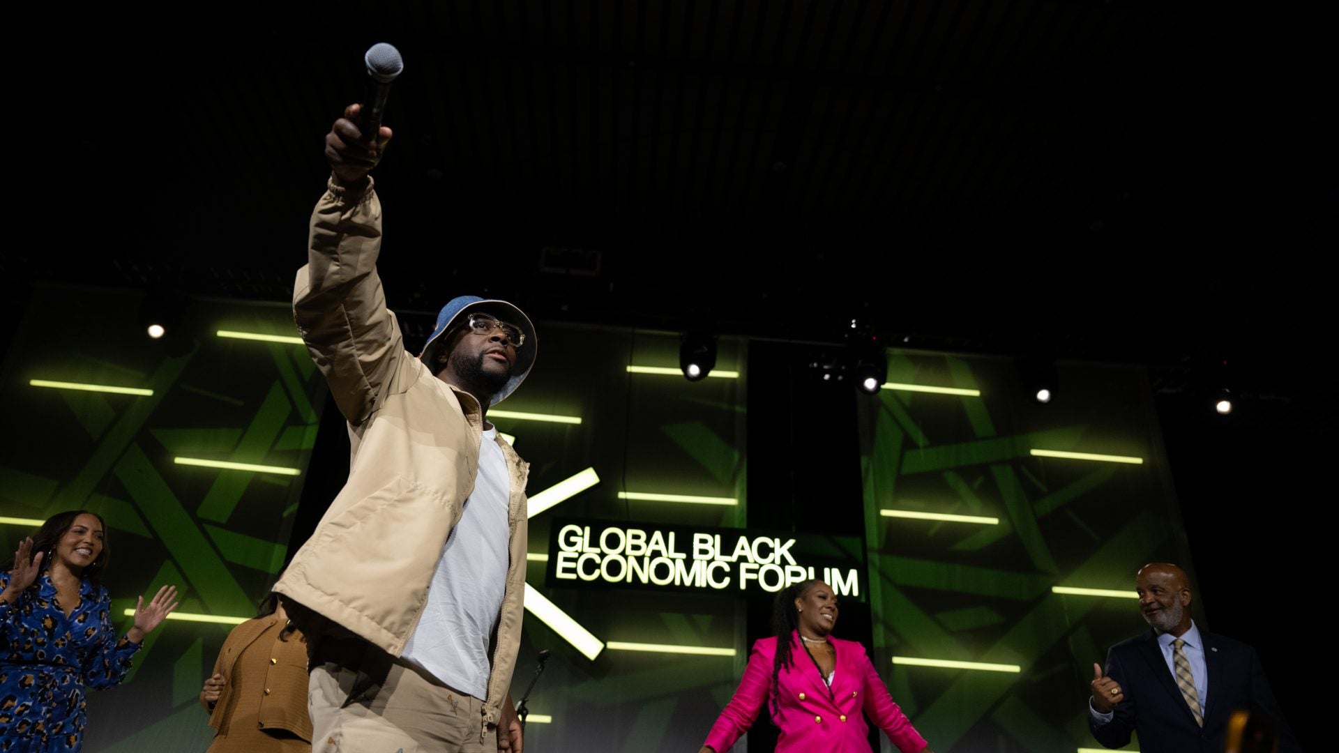EFOC: Wyclef Jean Gives Surprise Performance During ESSENCE Fest Wealth Building Panel