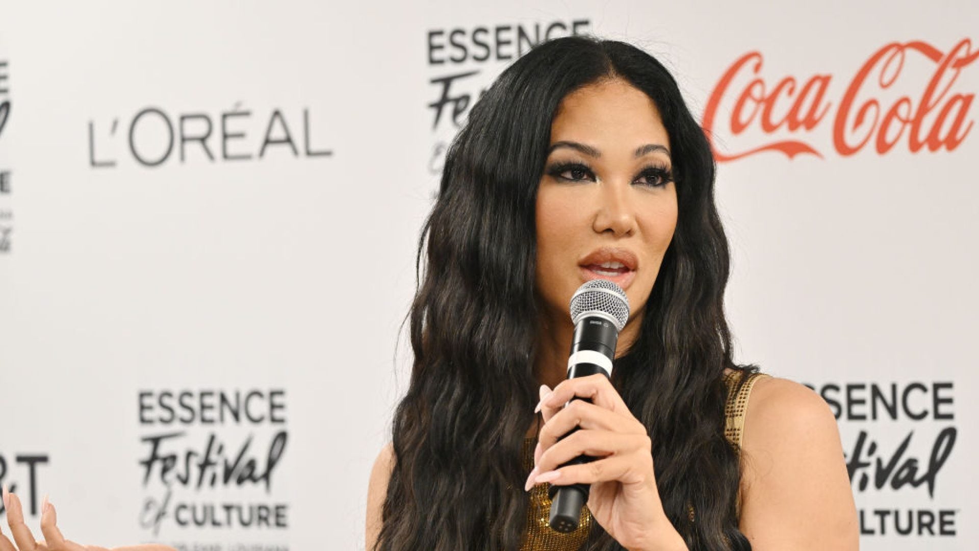 Kimora Lee Simmons Reveals How She And Daughters Ming And Aoki Are Doing After Falling-Out With Russell Simmons