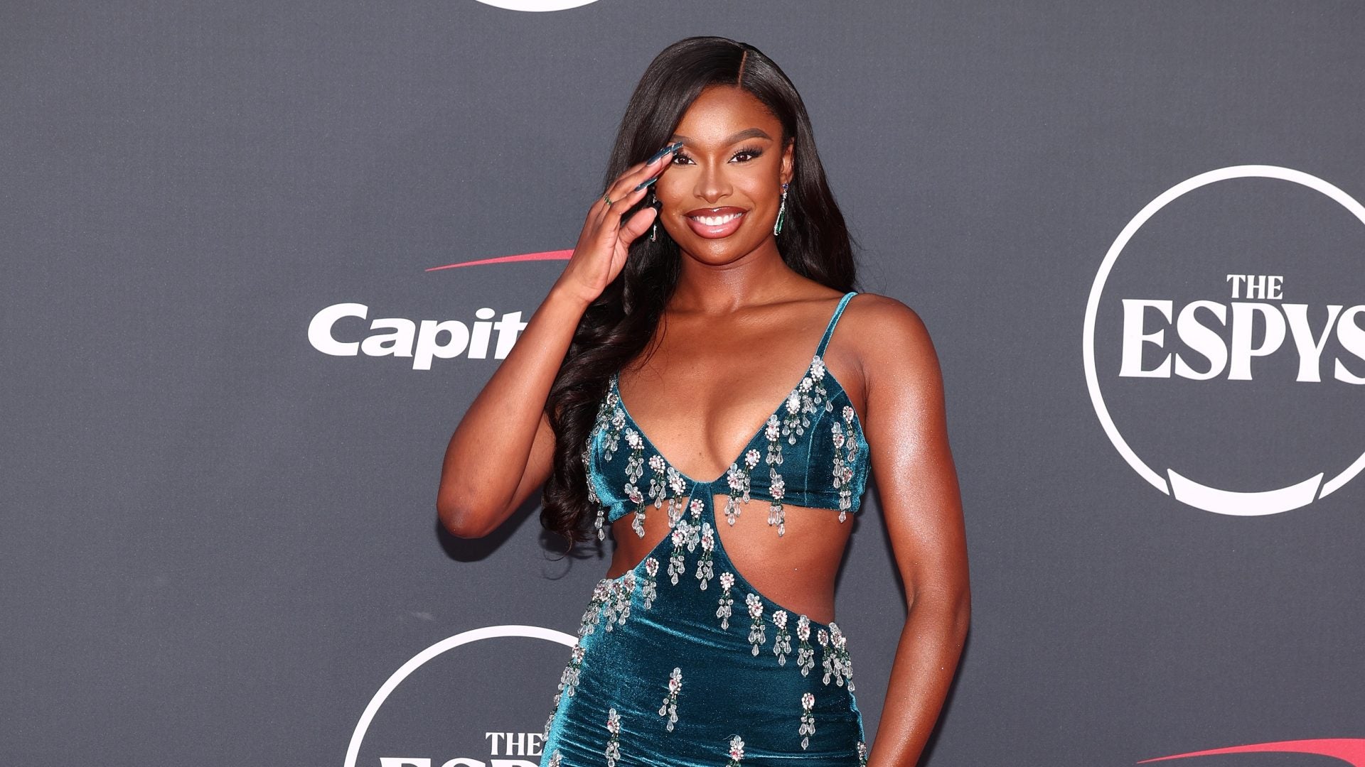 The Best Looks From The 2023 ESPYS Red Carpet Essence Essence