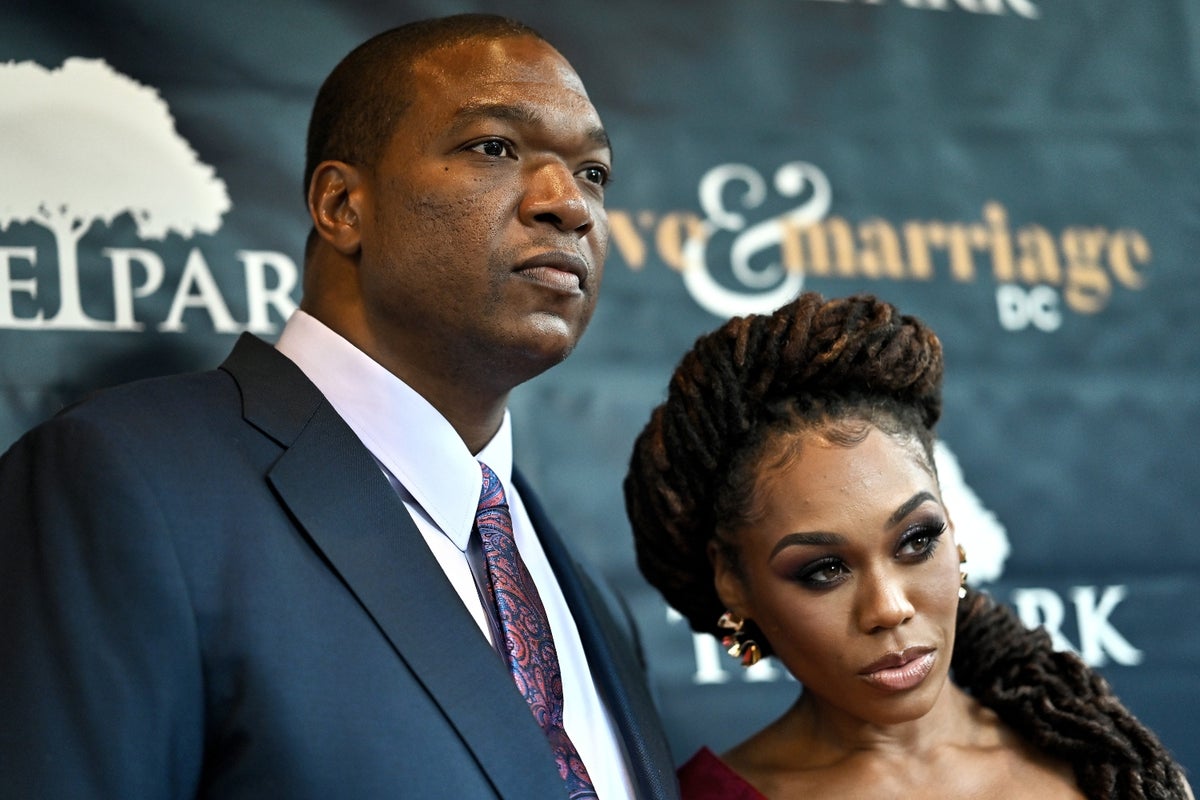Monique, Chris Samuels in Therapy Amid Marital Woes, Deny Divorce