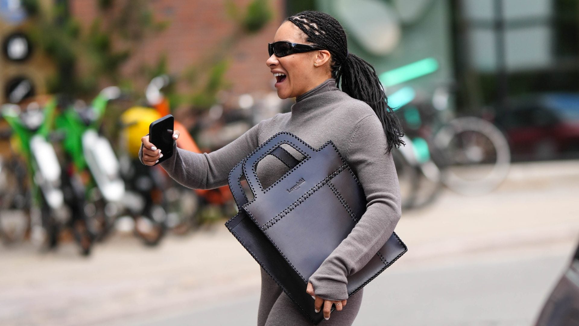 Head To Work In Style With These 7 Chic Bags