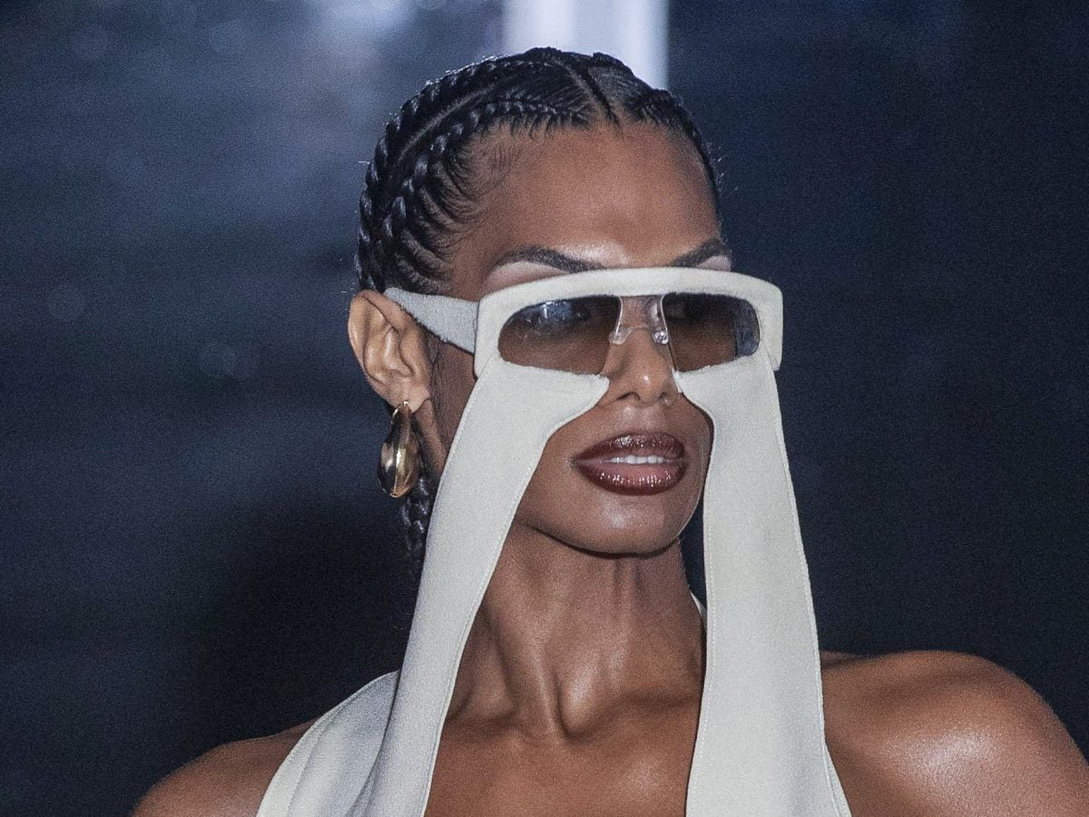 Luar’s SS24 Beauty Look Was All About Spiky Cornrows and 90s Supermodel-Inspired Makeup