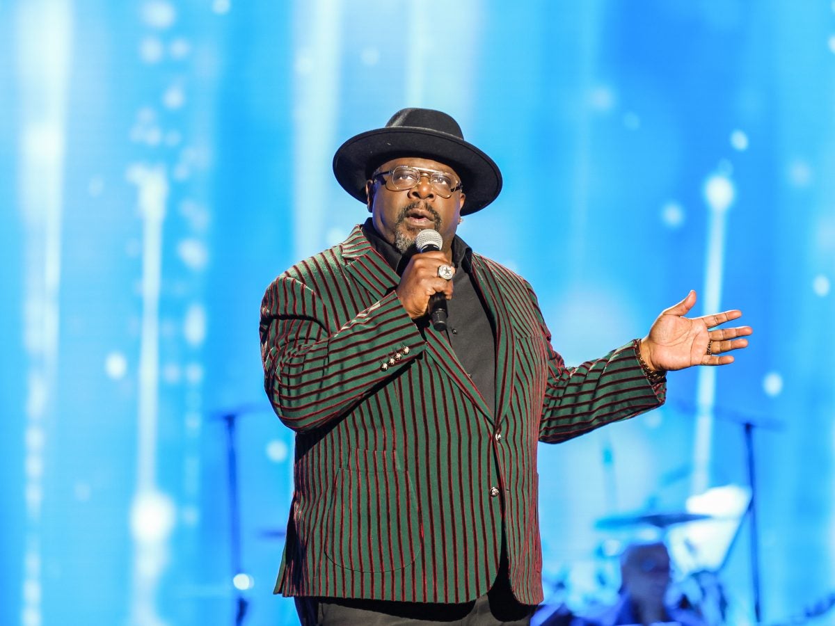 Cedric The Entertainer Ended A $25,000 Fund For His Family After They Complained It Wasn't Enough Money