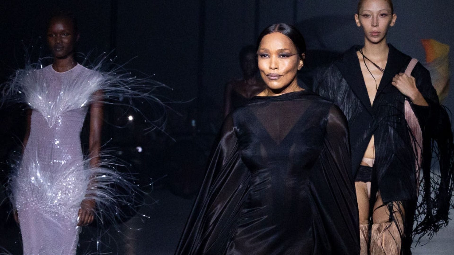 Top 7 Beauty Moments At Paris Fashion Week