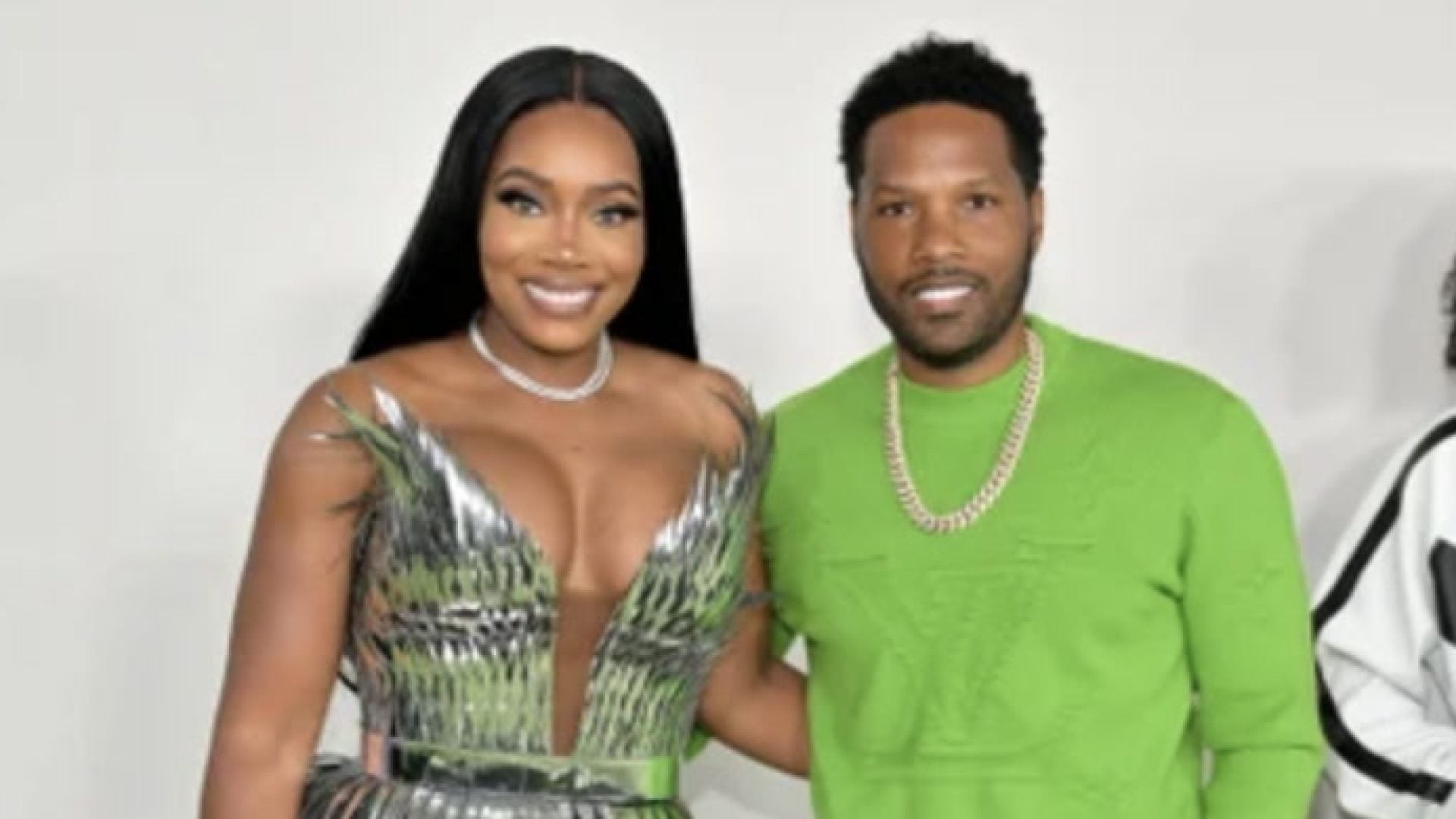 WATCH: In My Feed – Couples Boo’d Up at the BET Hip Hop Awards 2023