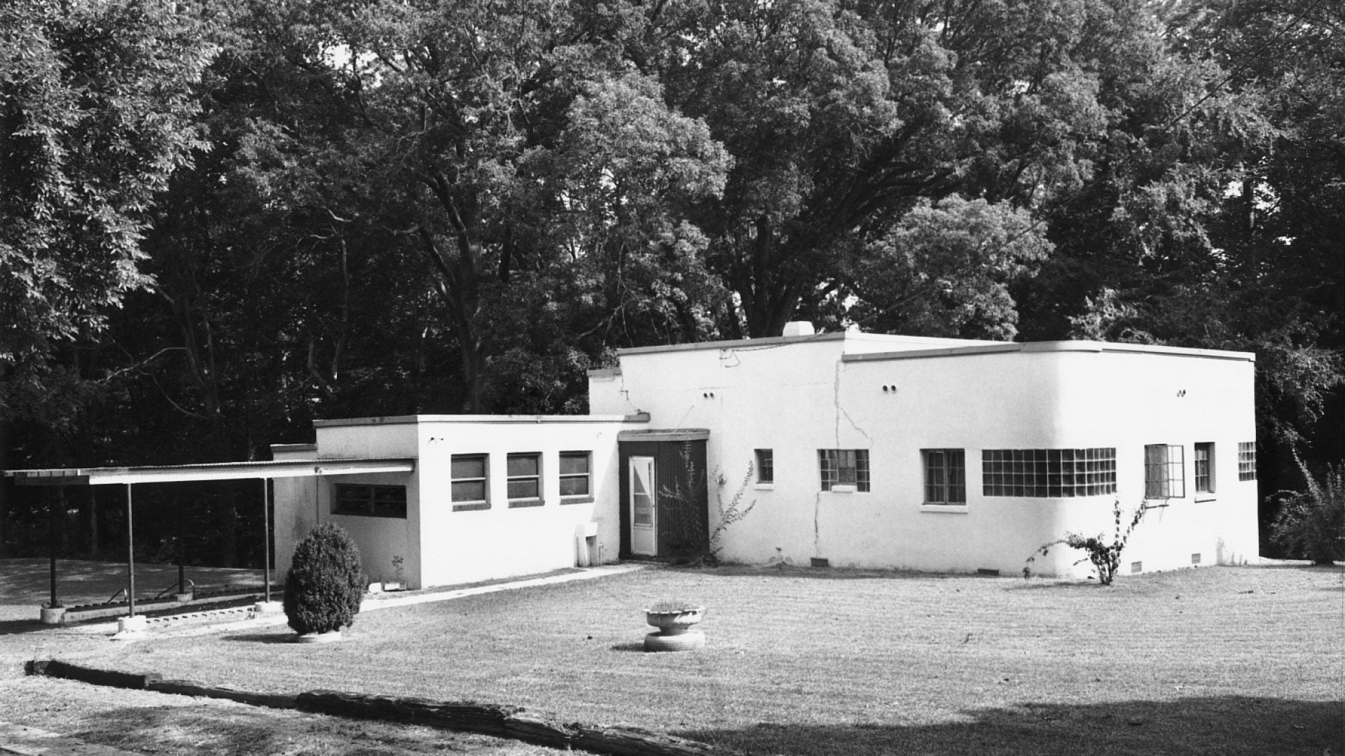 This Black Woman Architect Broke Barriers In A Field Dominated By White Men Well Before The Civil Rights Movement