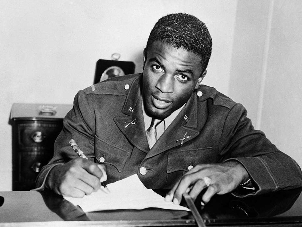 15 Black Celebrities Who Served In The Military