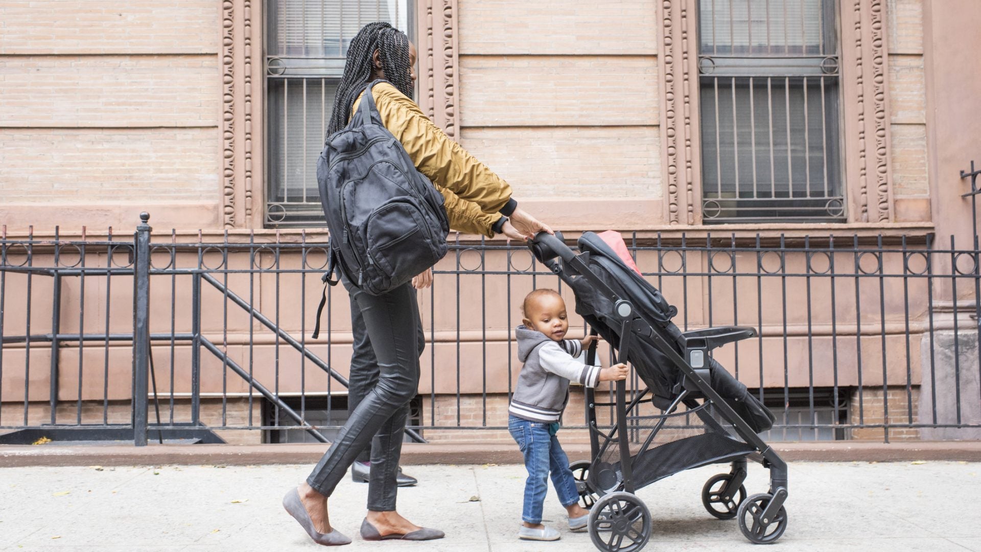 In News We Know: Black Families Have Highest Number Of Working Moms, Despite Households In Poverty