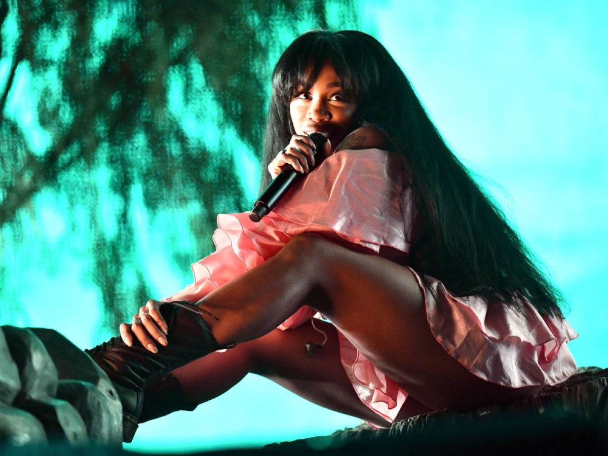 47 Of SZA’s Most Iconic Beauty Moments