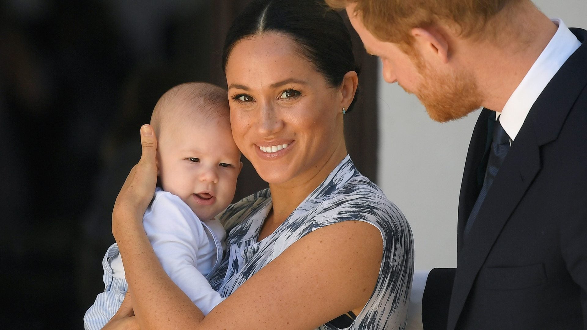 Dutch Edition Of New Book About Royal Family Reveals Names Of “Royal Racists” Who Commented On Skin Tone Of Harry And Meghan’s Eldest Son