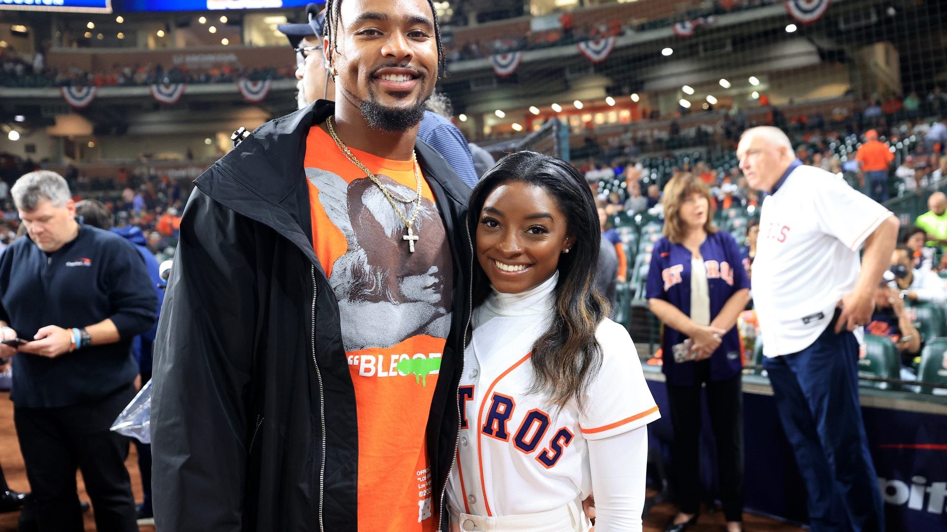 Simone Biles' Husband Says He Didn't Know Who She Was When They First Matched On Raya