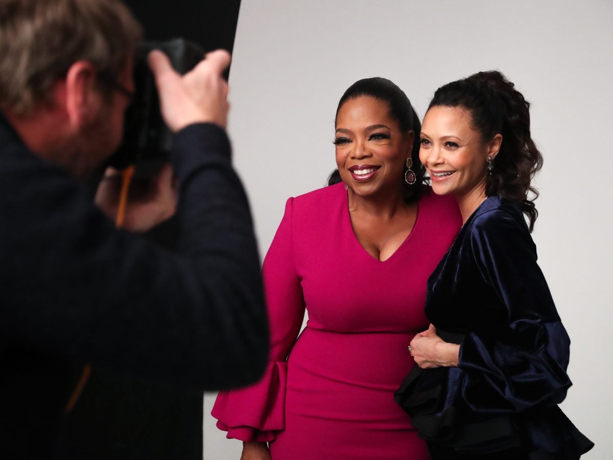 A Look Back At 33 Of Oprah Winfrey's Best Beauty Moments