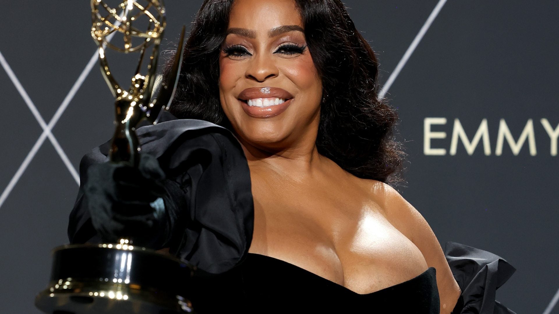 Our Favorite Beauty Looks From The 2024 Emmy Awards