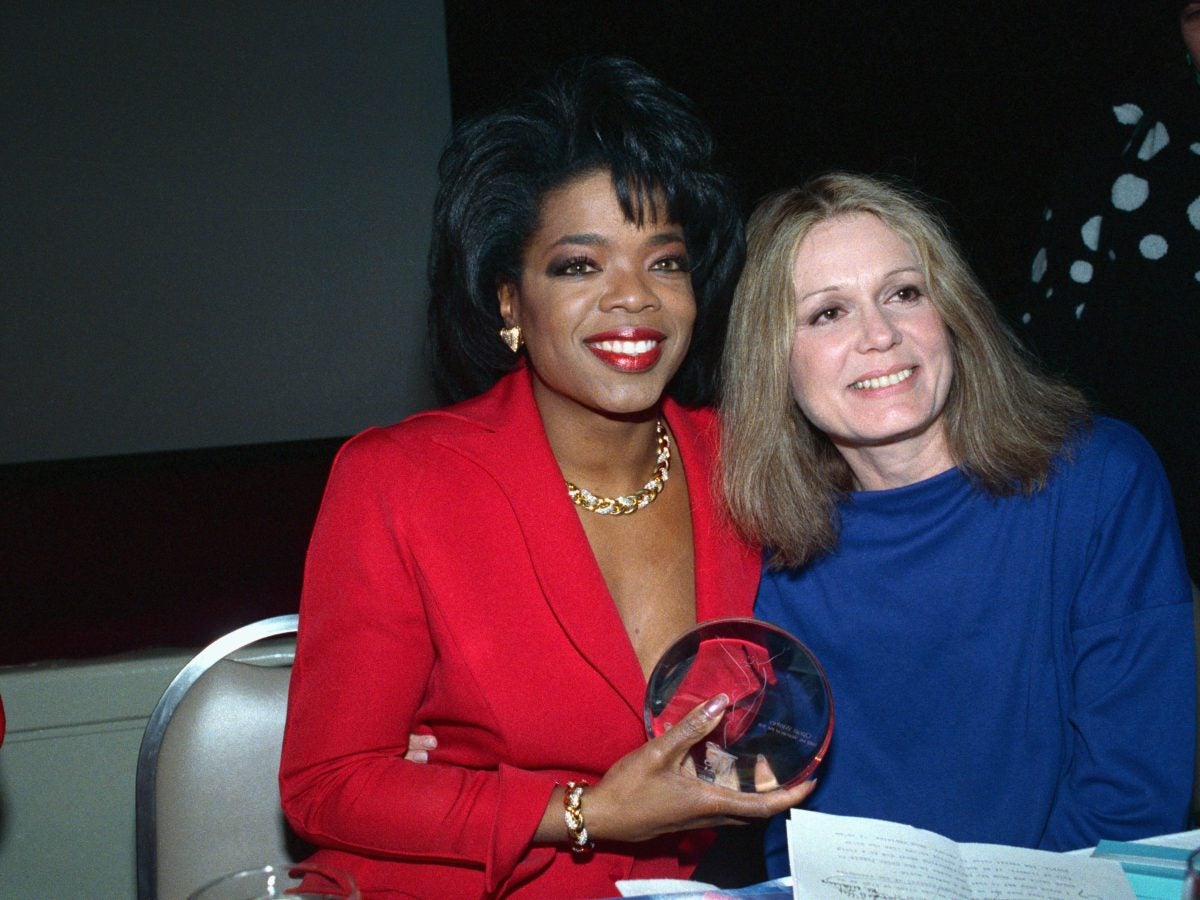 A Look Back At 33 Of Oprah Winfrey's Best Beauty Moments