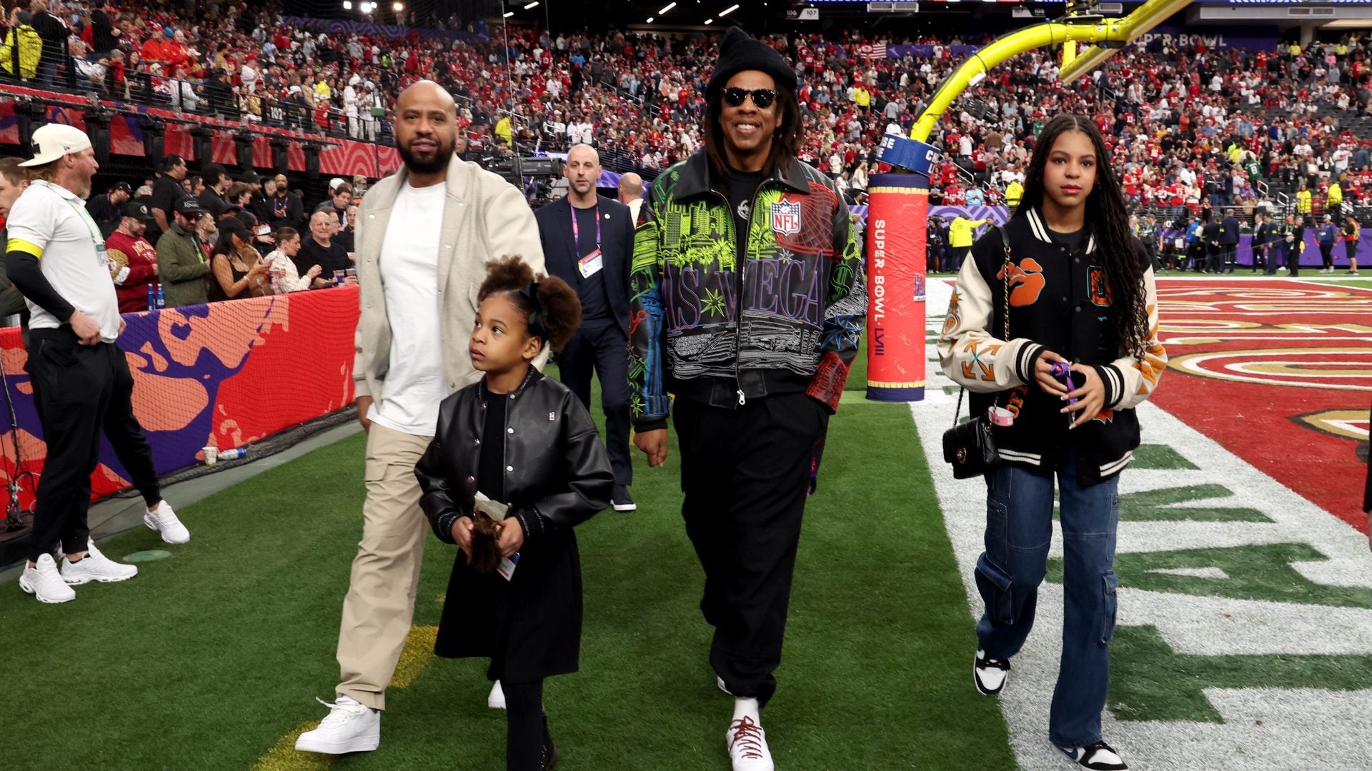 Jay-Z, Blue Ivy, And Rumi Having Daddy-Daughter Night At The Super Bowl Is The Cutest Thing Ever 