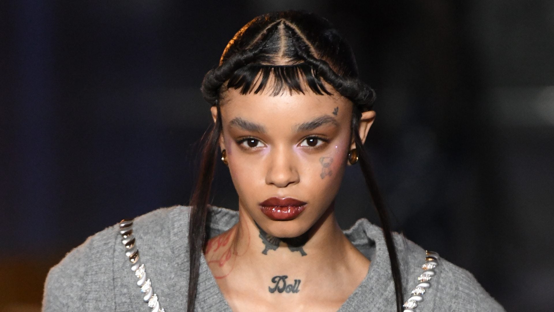 Luar's FW24 Beauty Looks Were Villager-Chic