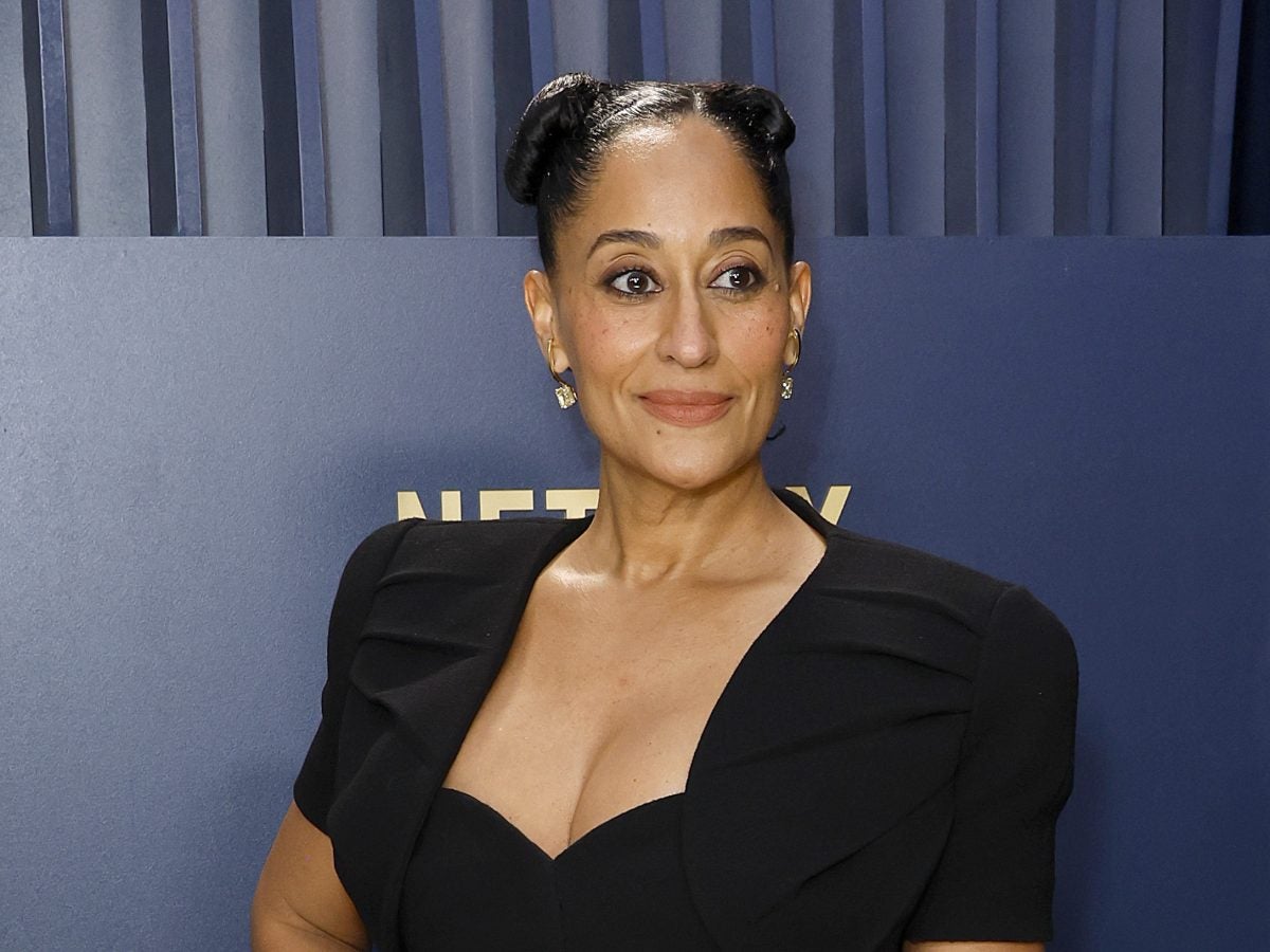 How Tracee Ellis Ross Achieved Glowing Skin For The SAG Awards