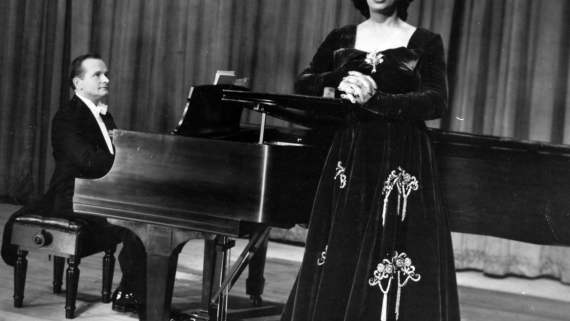 Philadelphia Orchestra To Rename Its Verizon-Branded Concert Hall After Pioneering Singer And Civil Rights Icon Marian Anderson