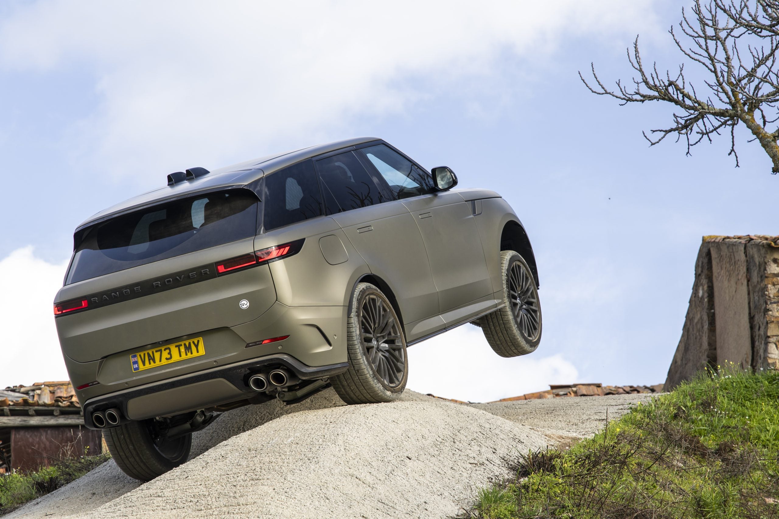 Get Yourself A Car That Can Do Both: The New Range Rover Sport SV Is Fast And Incredibly Functional