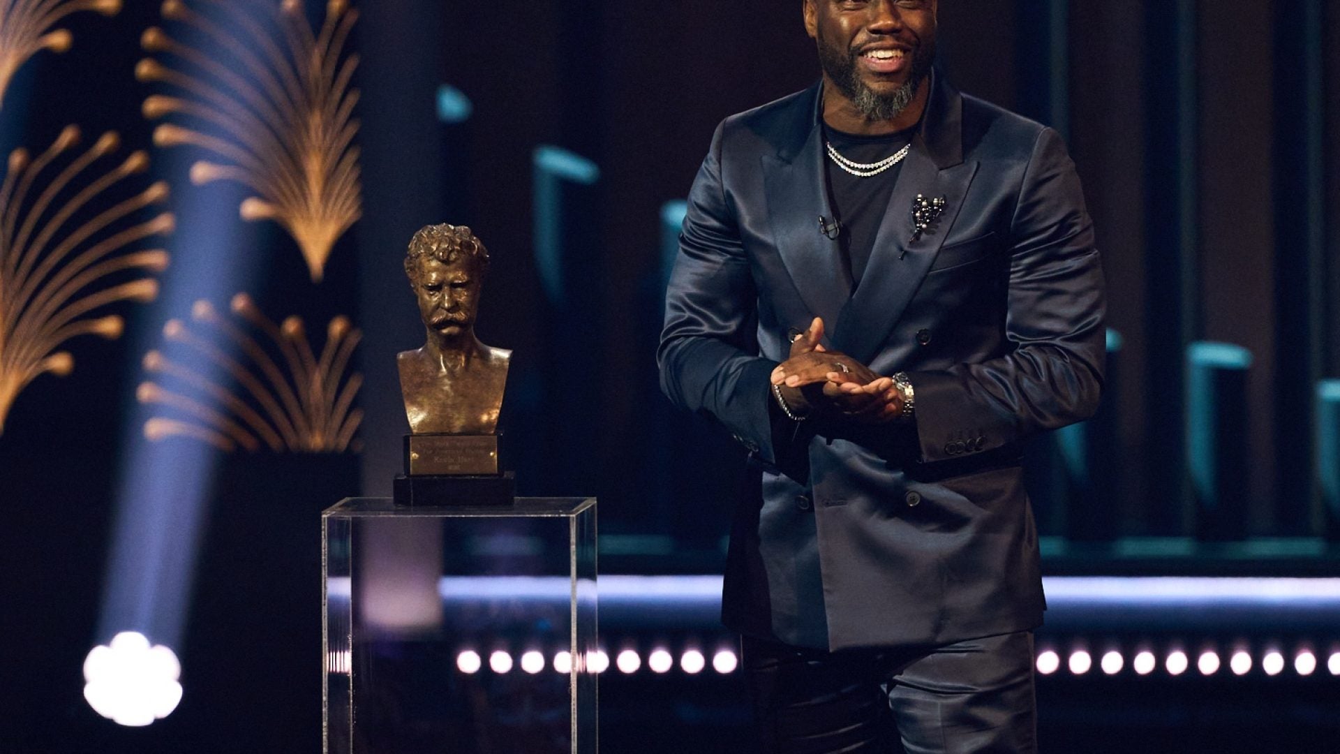 Emotions Are High As Kevin Hart Accepts Mark Twain Prize: A Night Of Tributes And Triumph