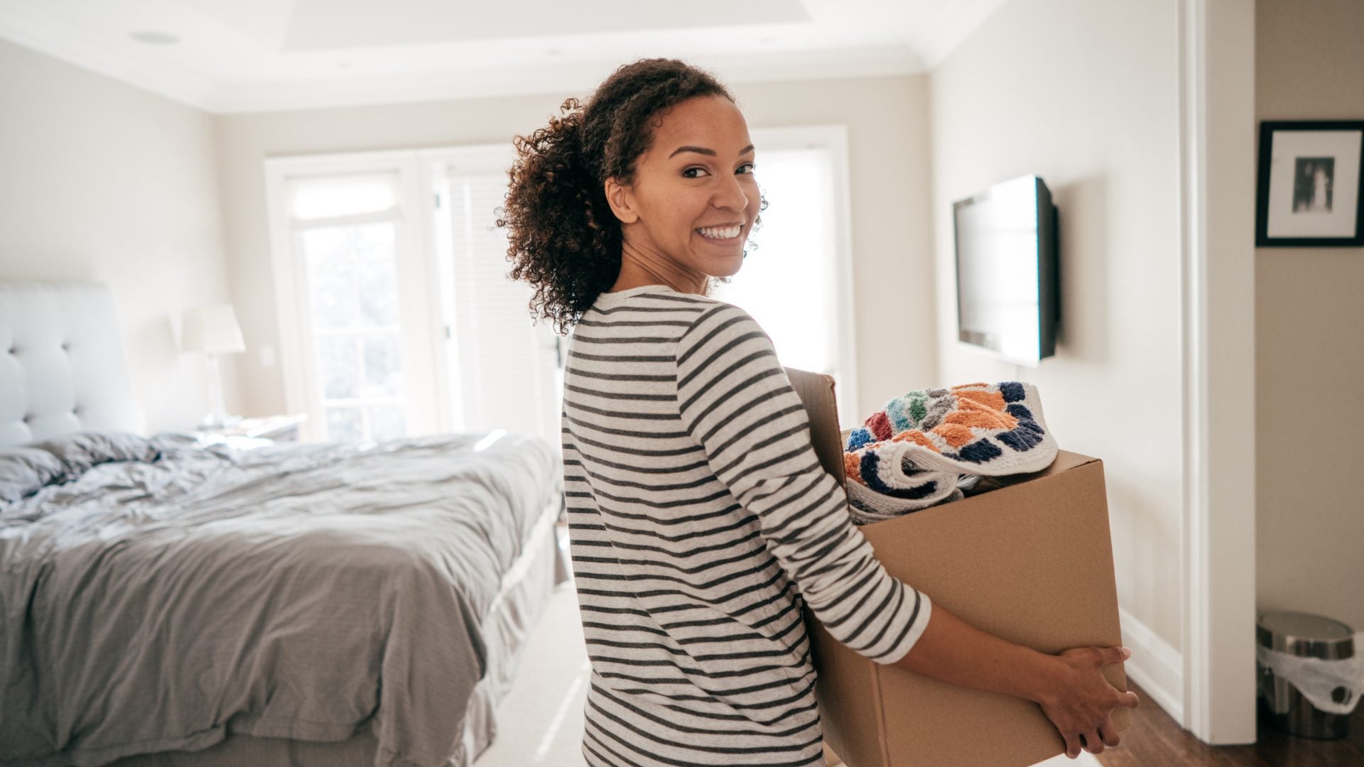 Spring Awakening: A Guide To Downsizing And Decluttering. Here’s 16 Tips To Help Get You Started