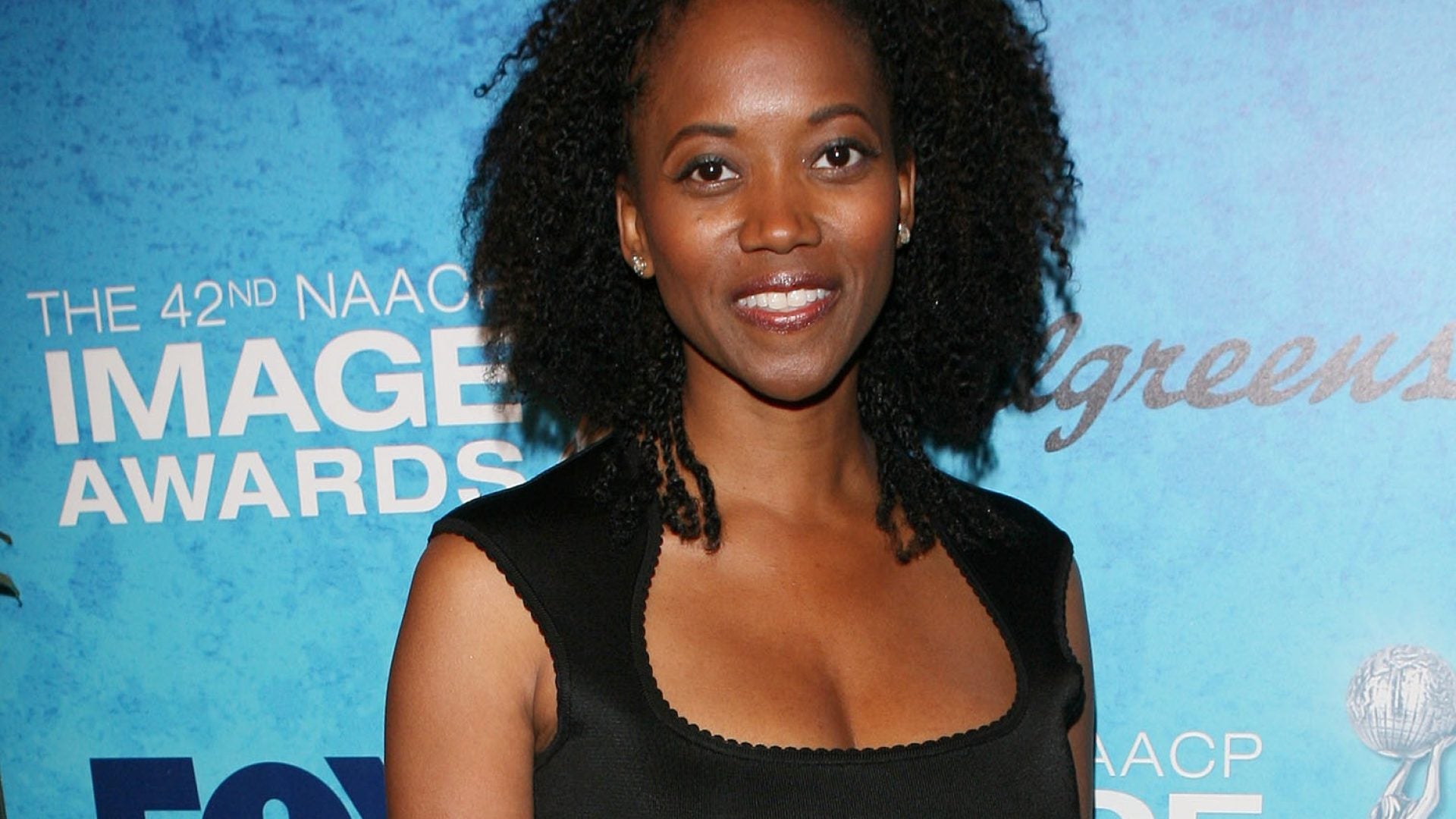 Channeling Nostalgia With This Celebrity Look: Erika Alexander