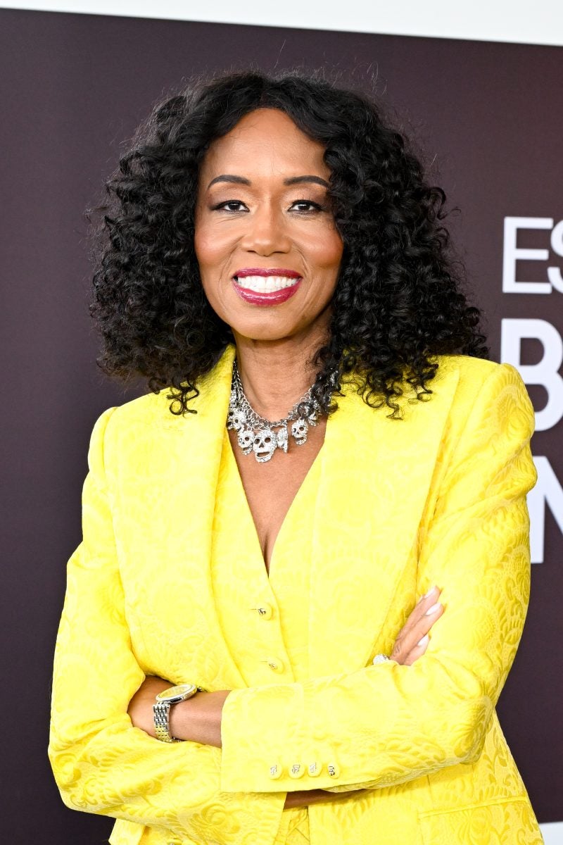 The Best Beauty Looks From The ESSENCE 2024 Black Women In Hollywood Awards