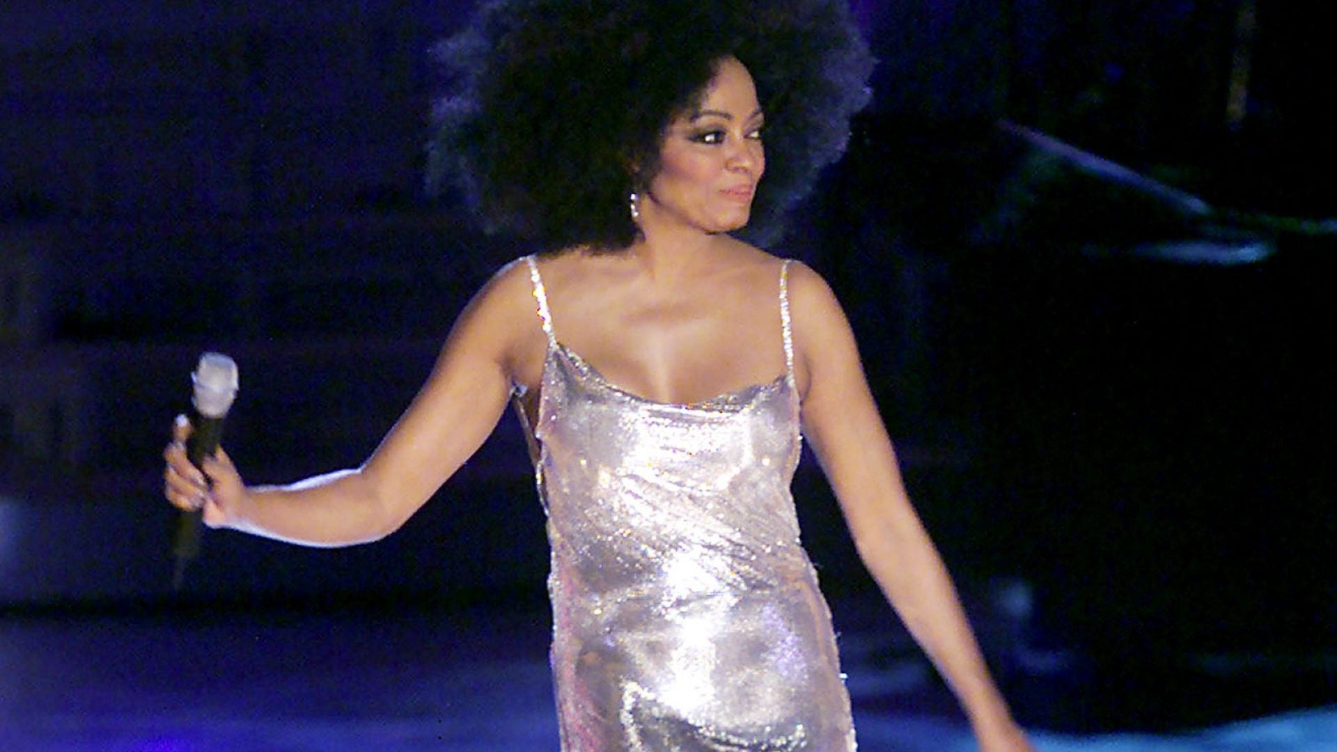 Channeling Nostalgia With This Celebrity Look: Diana Ross
