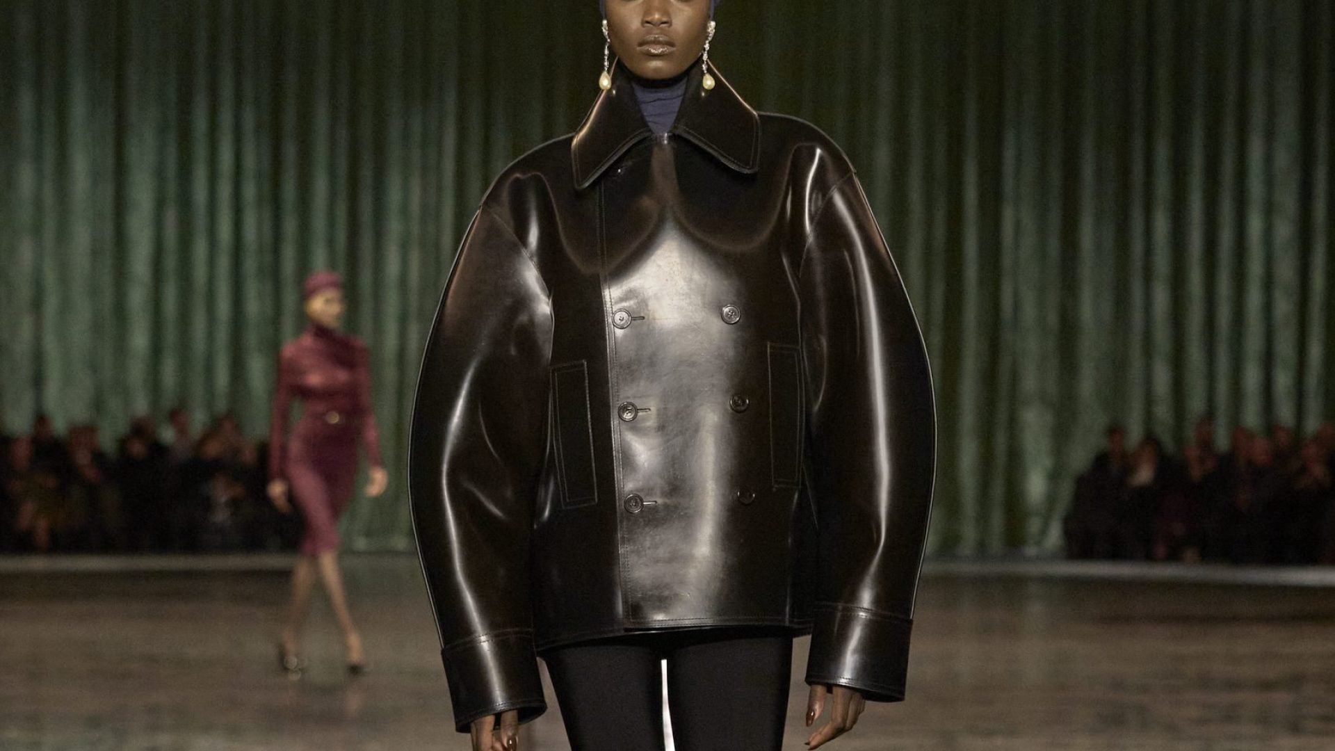 The Biggest Trends At Paris Fashion Week: Big Furs, Big Collars And Big Capes!