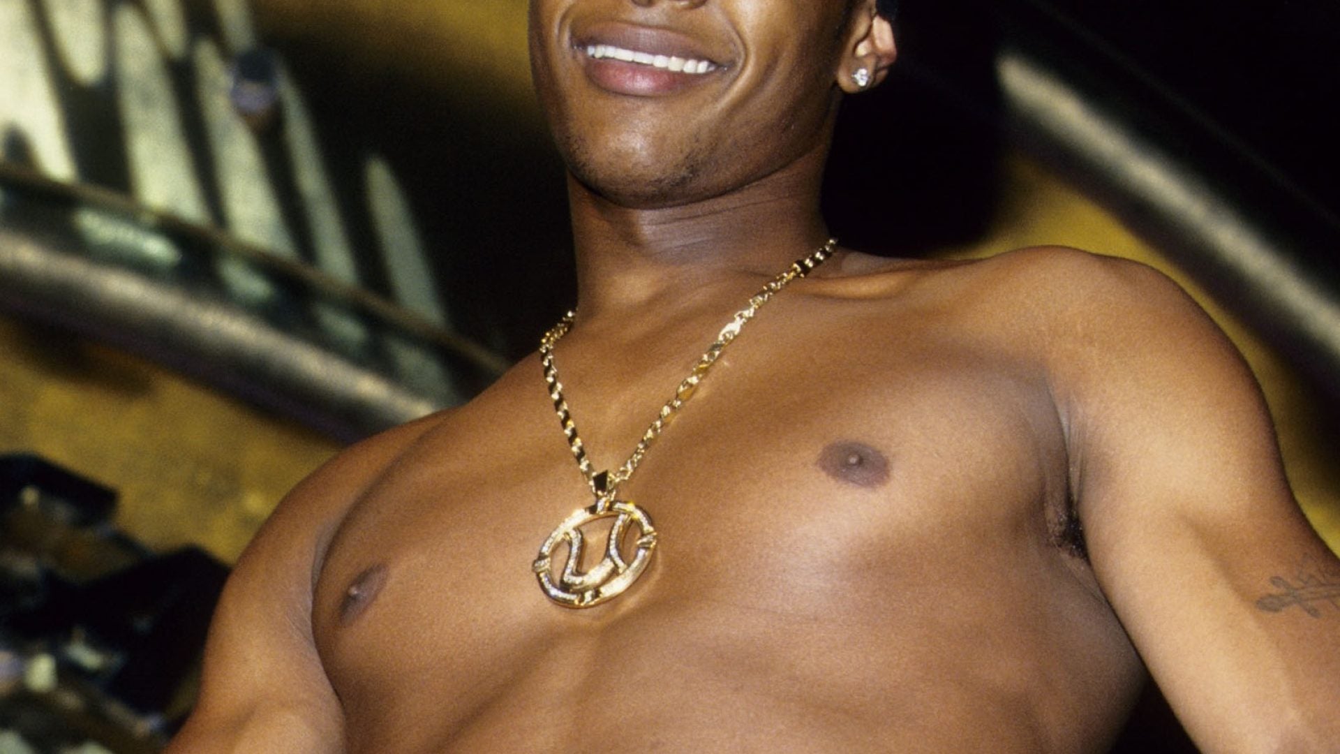 10 Sexy Photos Of Usher Through The Years