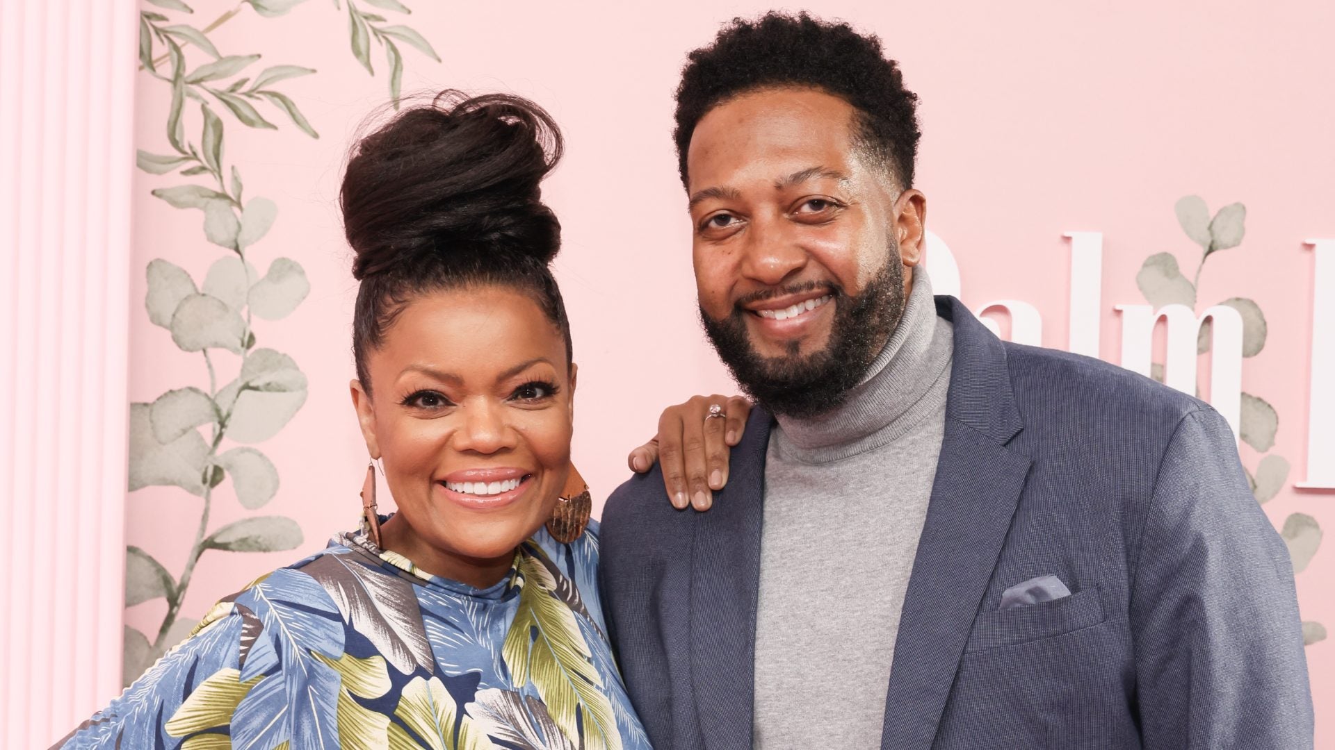 Yvette Nicole Brown And Fiancé Anthony Davis Serve #BlackLove In New Photo Shoot