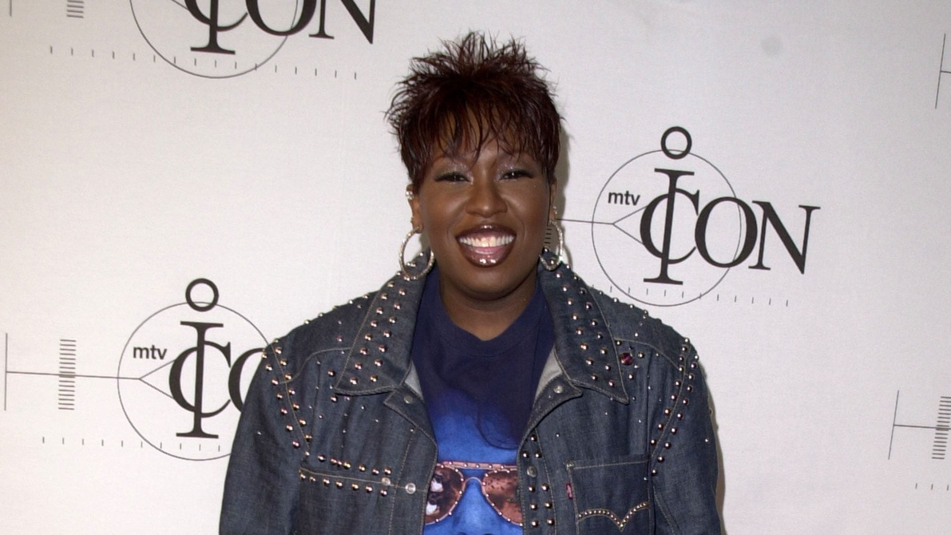 Channeling Nostalgia With This Celebrity Look: Missy Elliott