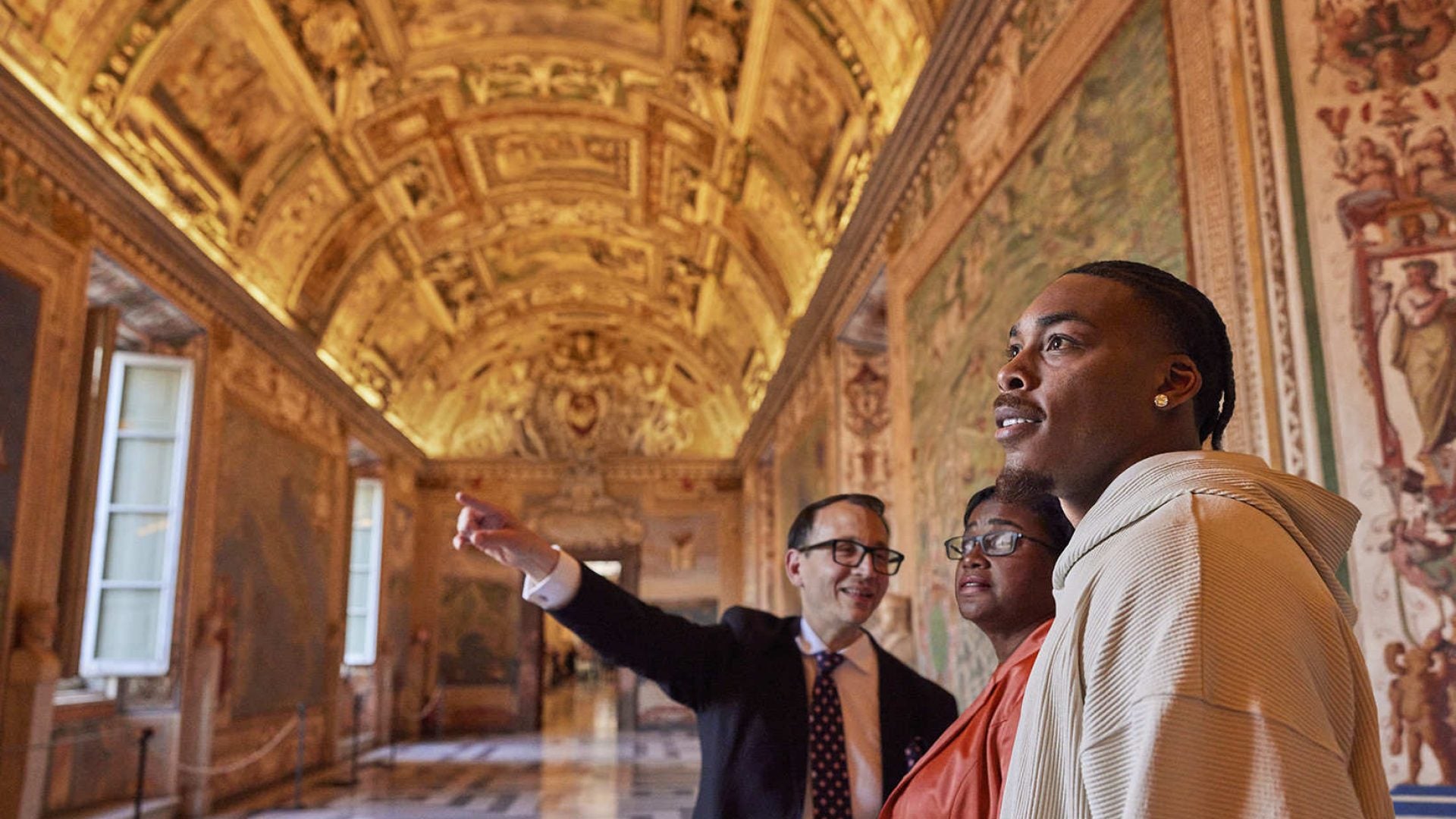 NFL Star Justin Jefferson Went On The Sweetest Mother-Son Trip To Rome