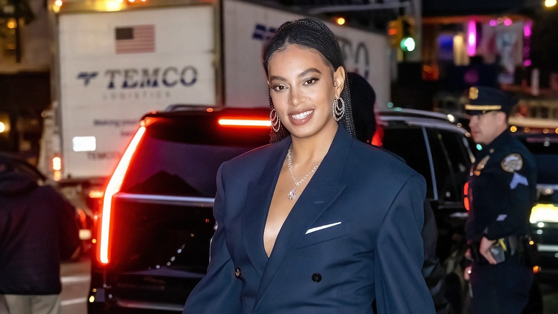 Solange’s Best Looks Of All Time In Honor Of Cancer Season