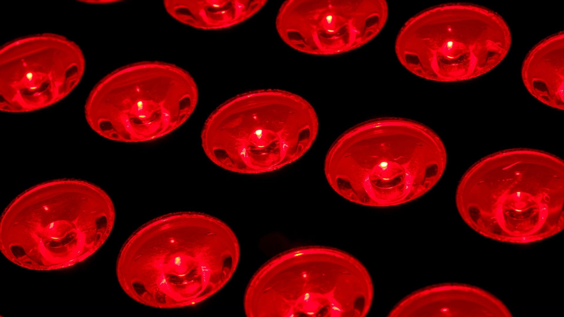 How To Address Acne With Red Light Therapy