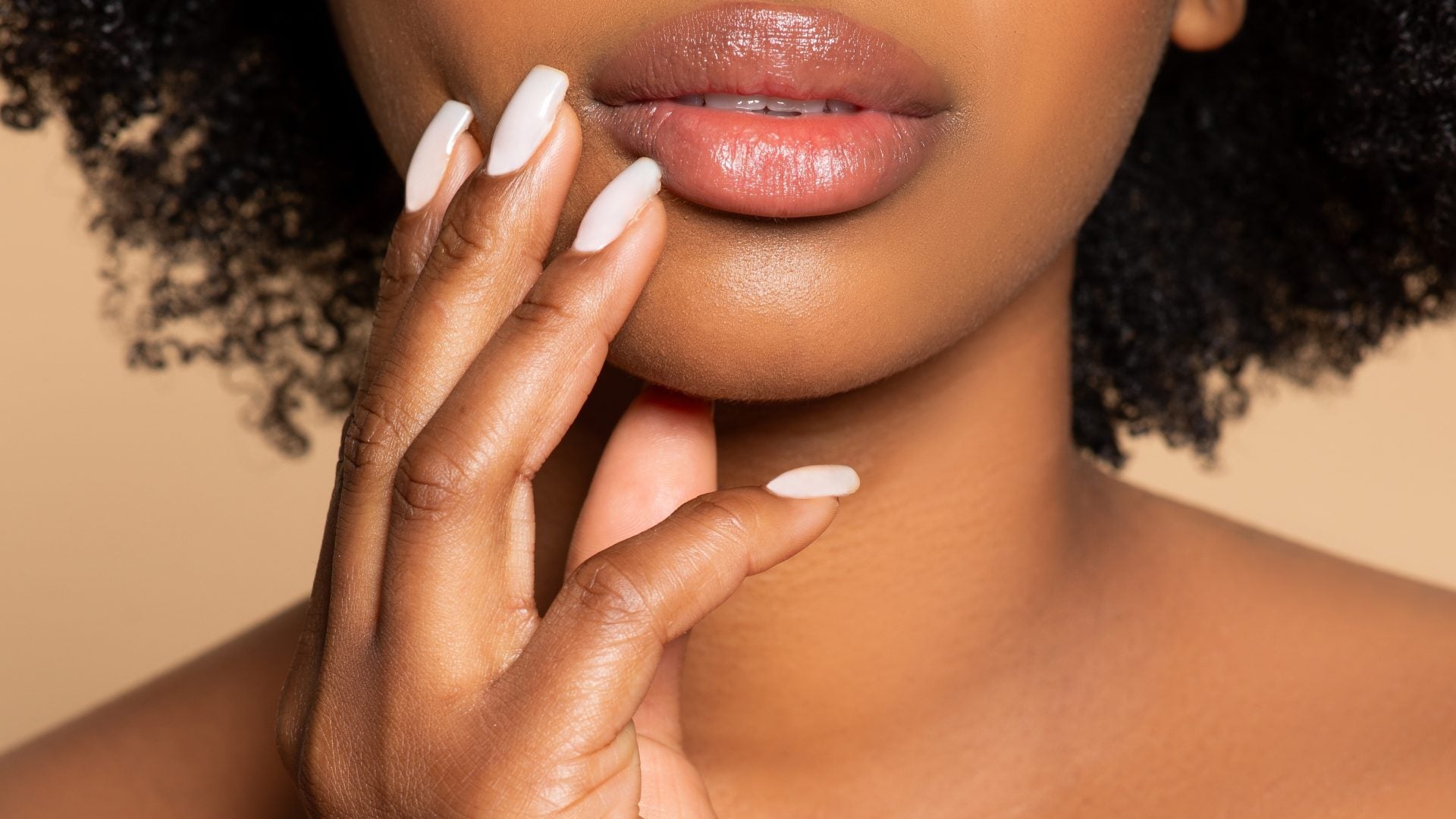How To Maintain A Longer-Lasting Gel Manicure