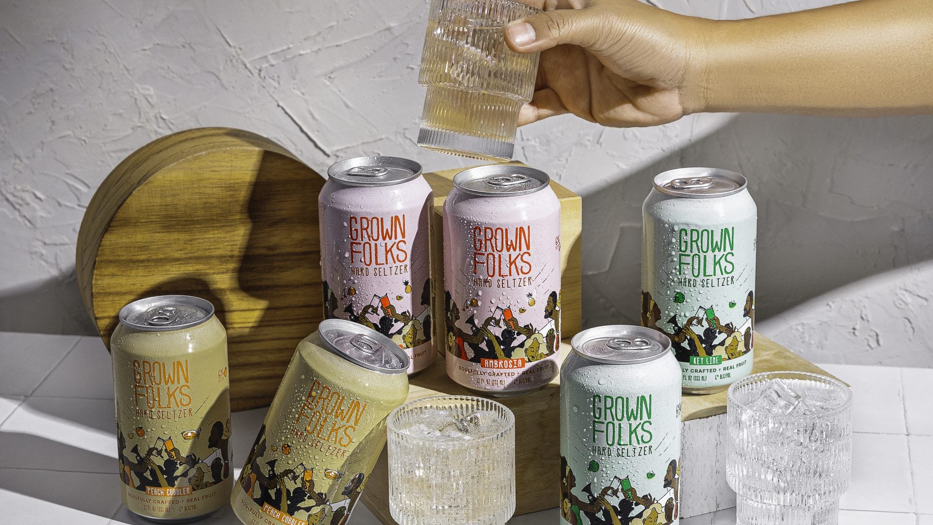 Here Are 7 Canned Cocktails You Should Try This Summer