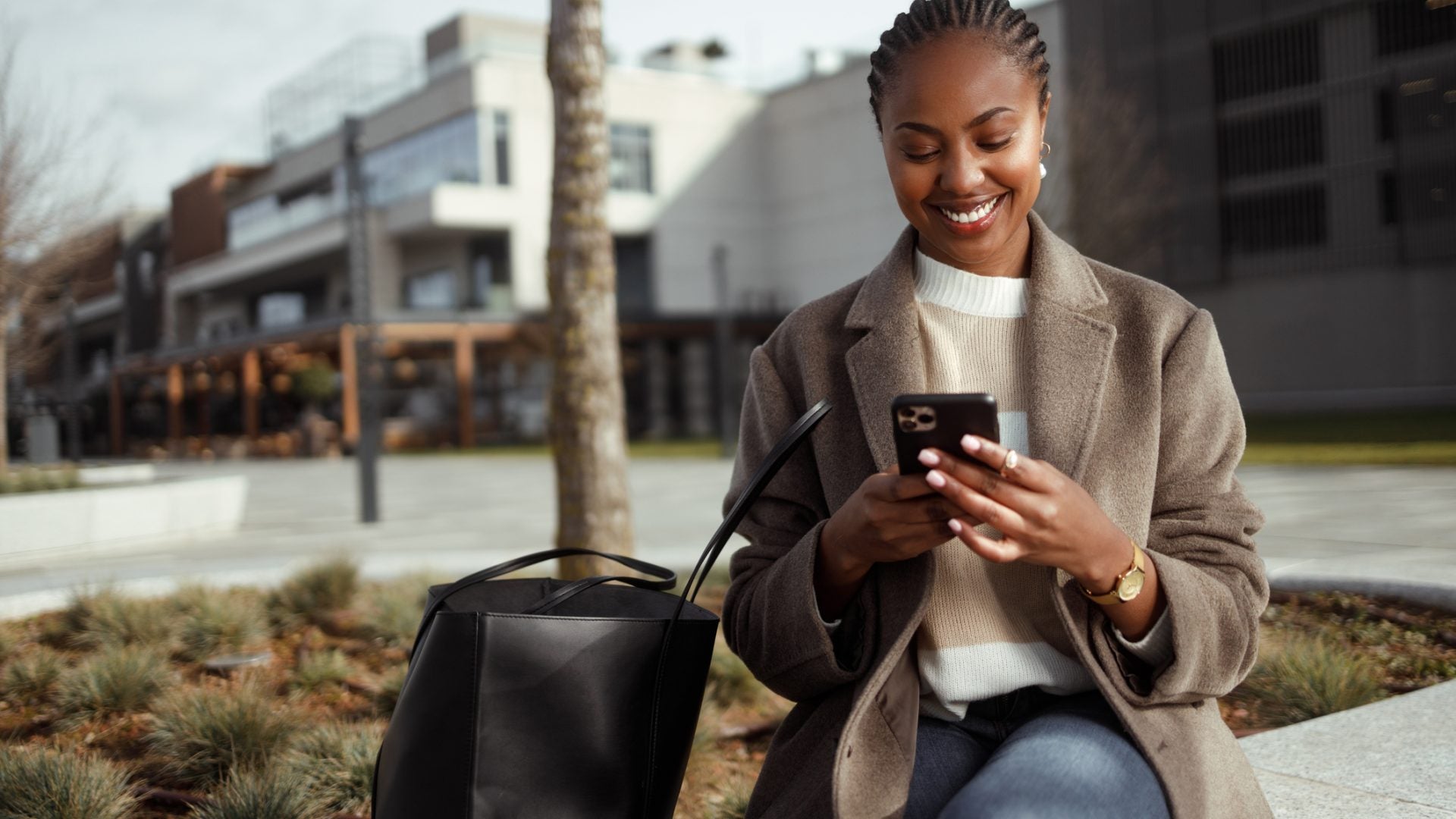 7 Must-Have Essentials In Every Black Woman Entrepreneur's Work Bag