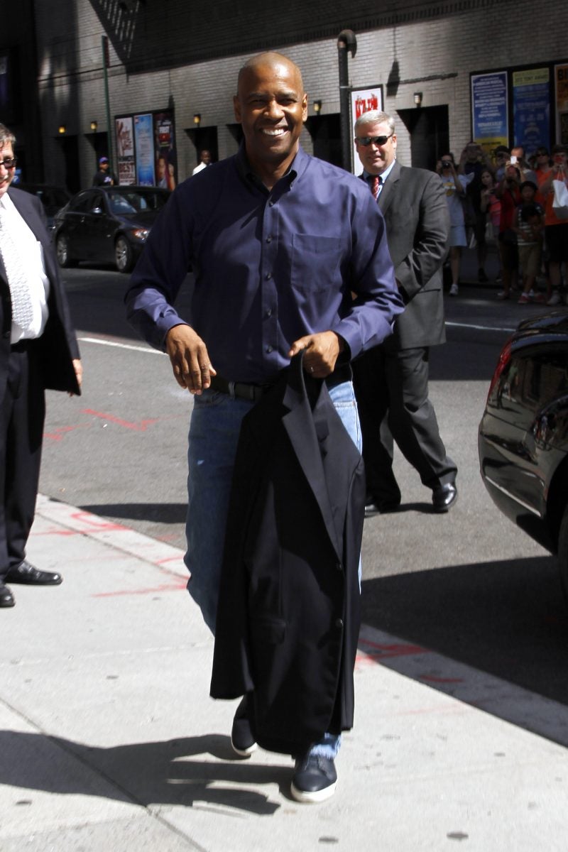 Denzel Washington’s Most Iconic And Stylish Looks