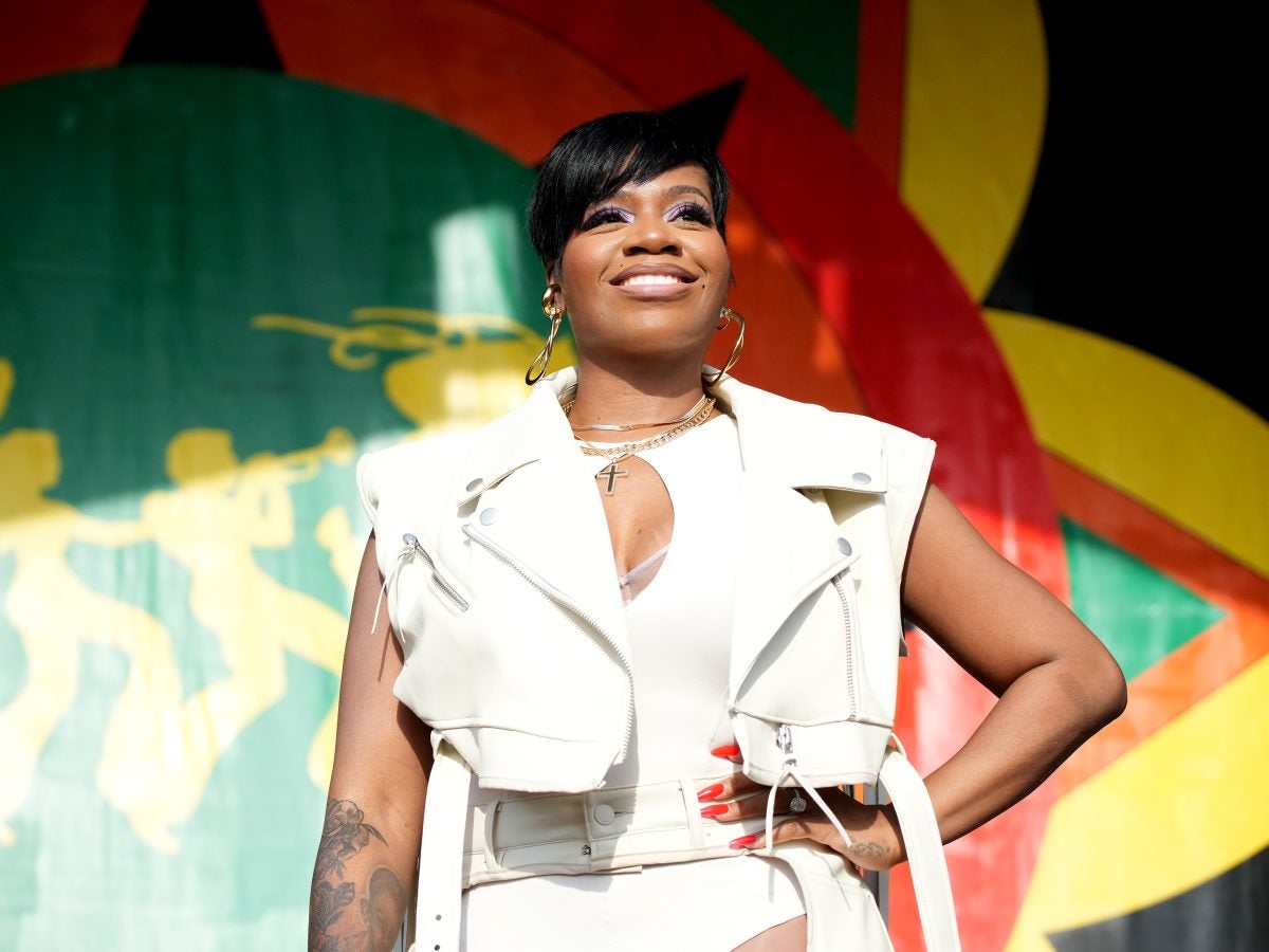 Fantasia Celebrates Turning 40 With Help From MC Lyte And Brownstone At Epic '90s Birthday Party