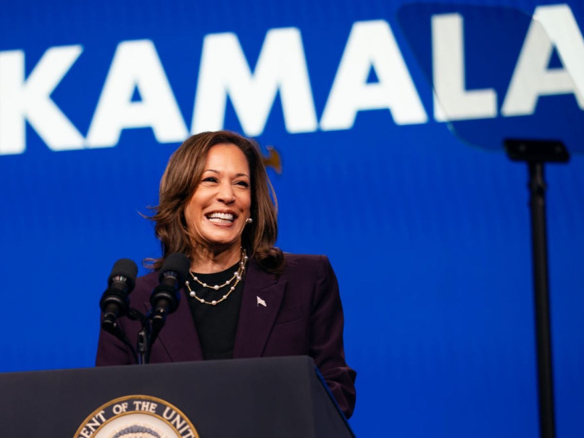 5 Ways VP Kamala Harris Taught Us How To Stand On Business At Work