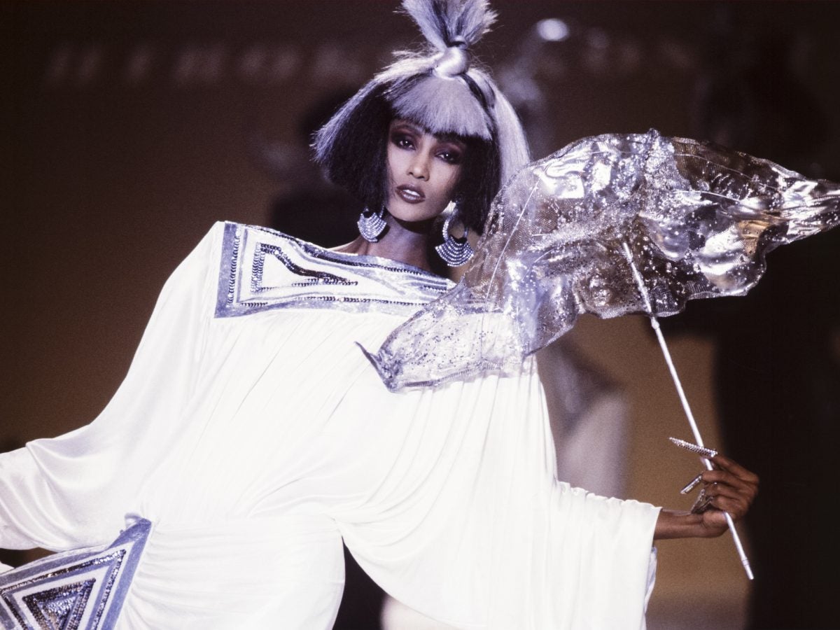 A Look Back At Iman’s Most Iconic Beauty Looks Of All Time