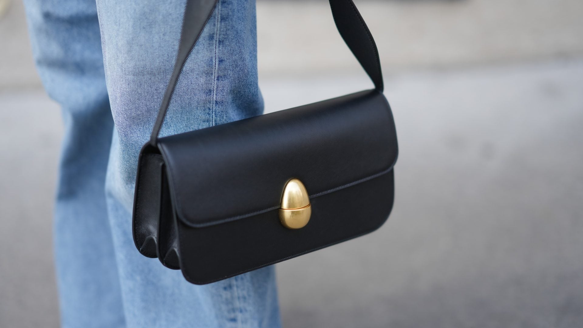 The Best Handbag Finds From Reformation's Summer Sale