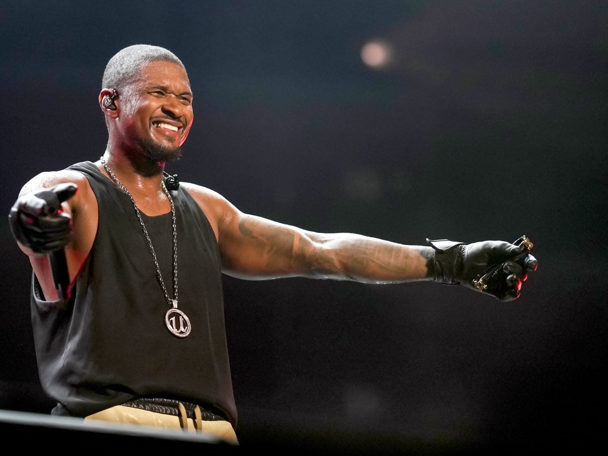 WATCH: Usher Shares Trailer For Concert Film, ‘Rendezvous In Paris’