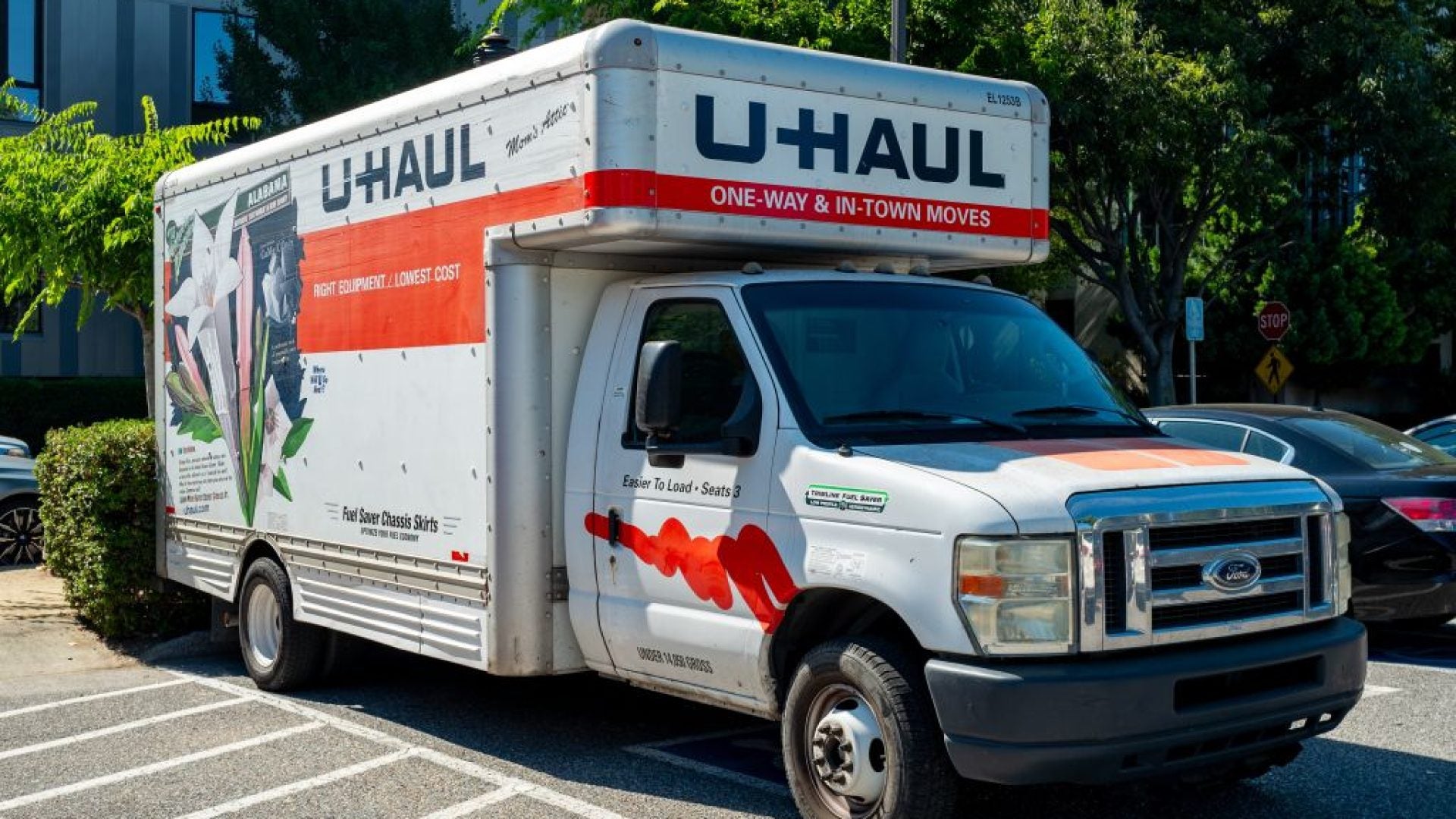 U-Haul Is Handing Out $100 Checks As A Part Of A Data Breach—See If You Qualify 